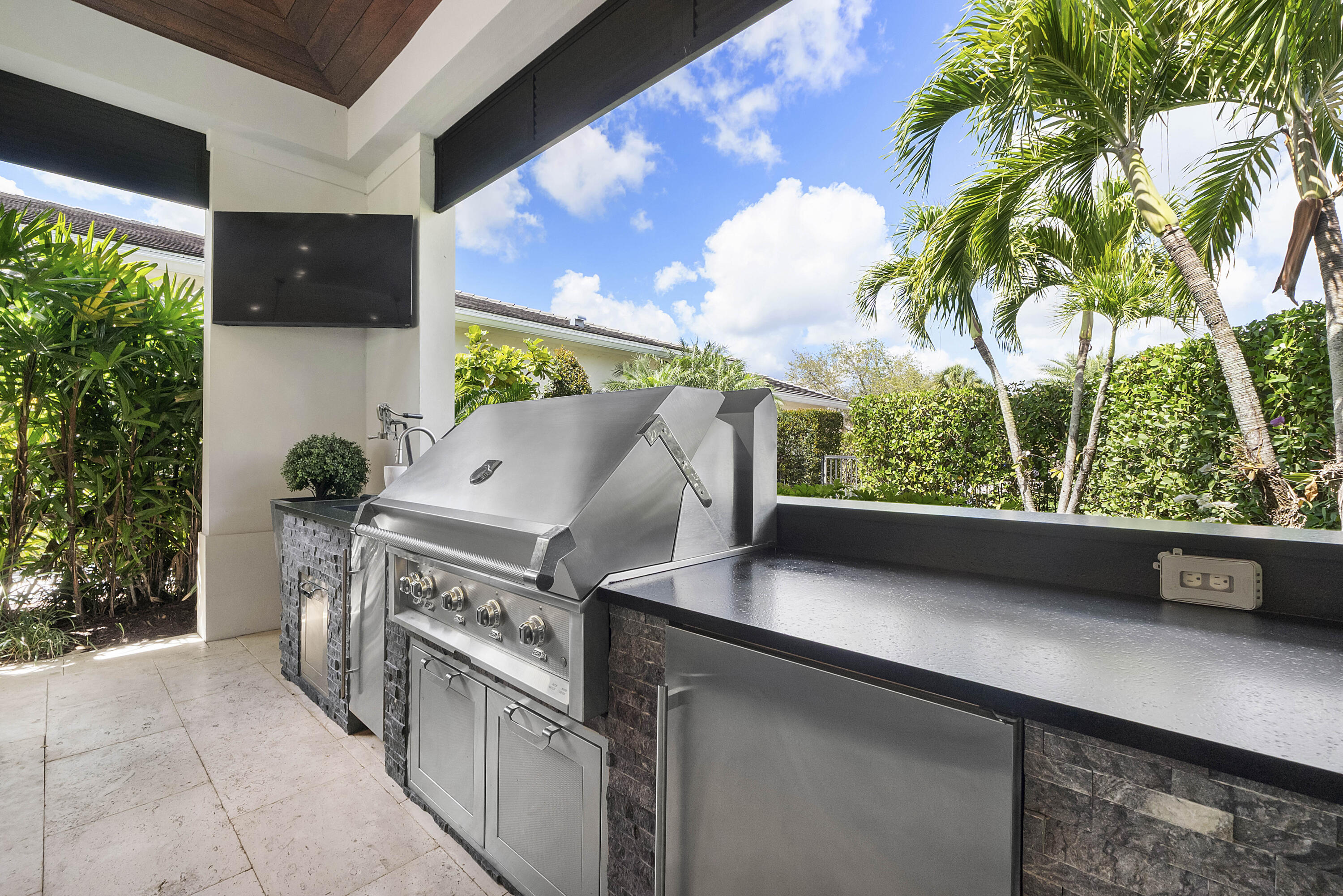 PARKLAND GOLF AND COUNTRY CLUB - Residential