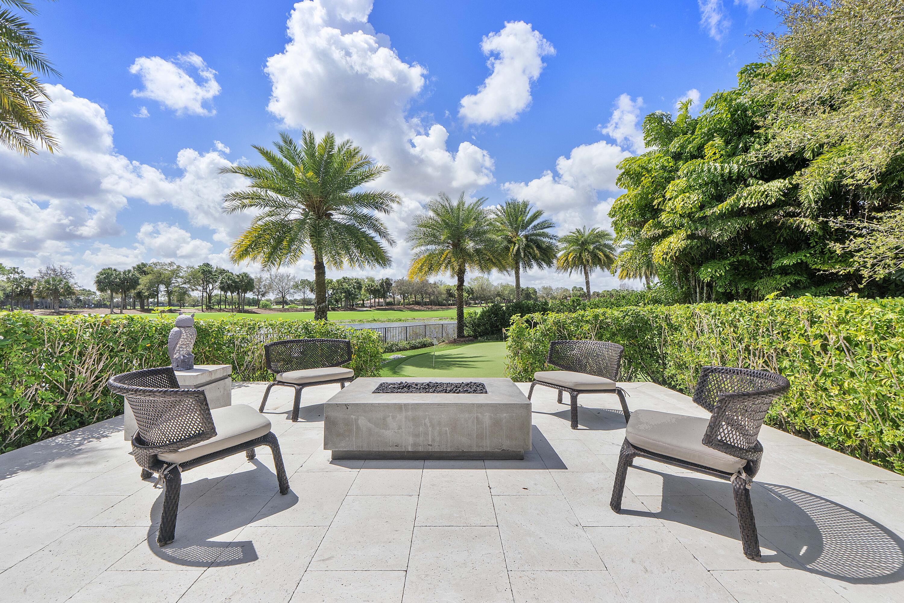 PARKLAND GOLF AND COUNTRY CLUB - Residential