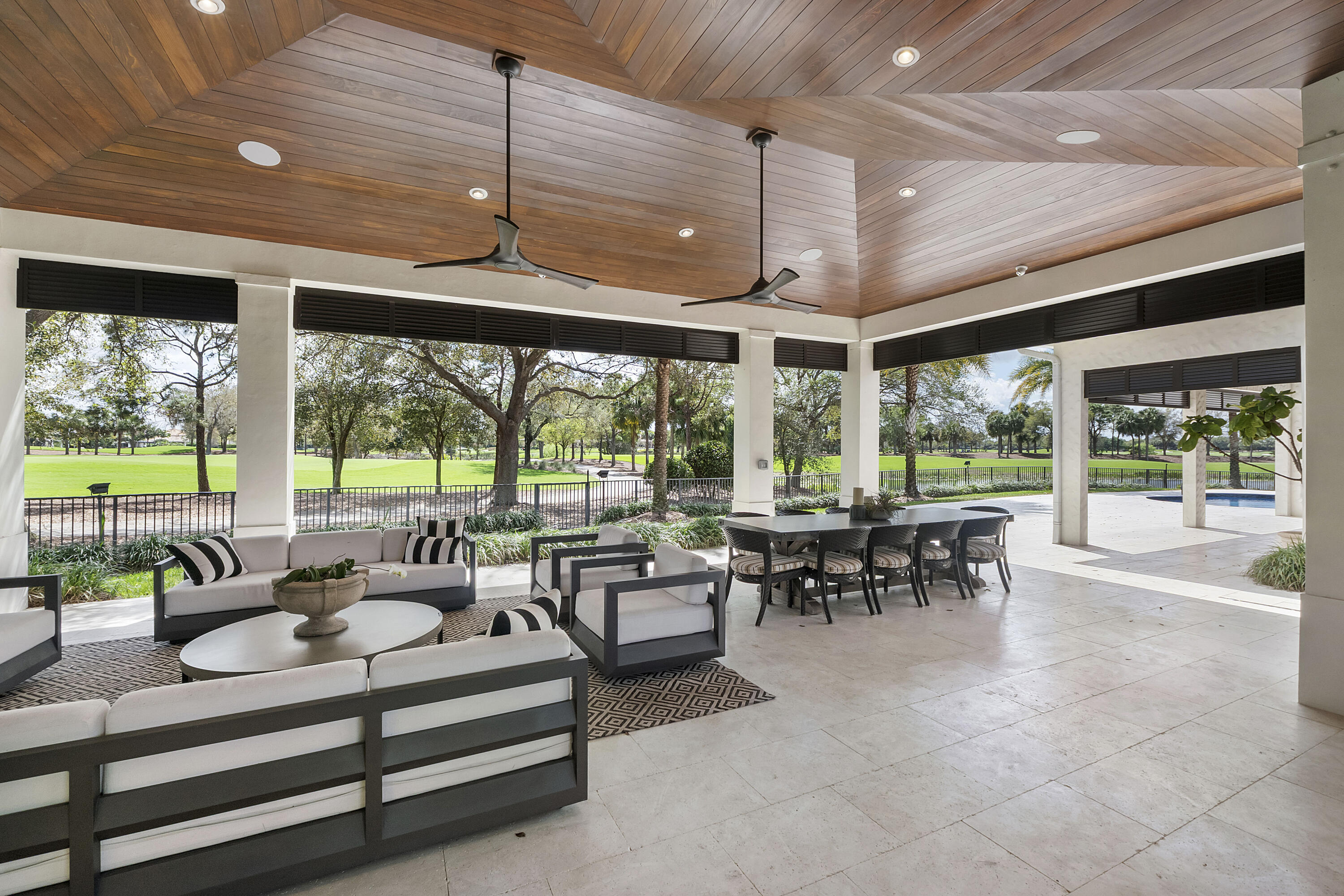 PARKLAND GOLF AND COUNTRY CLUB - Residential