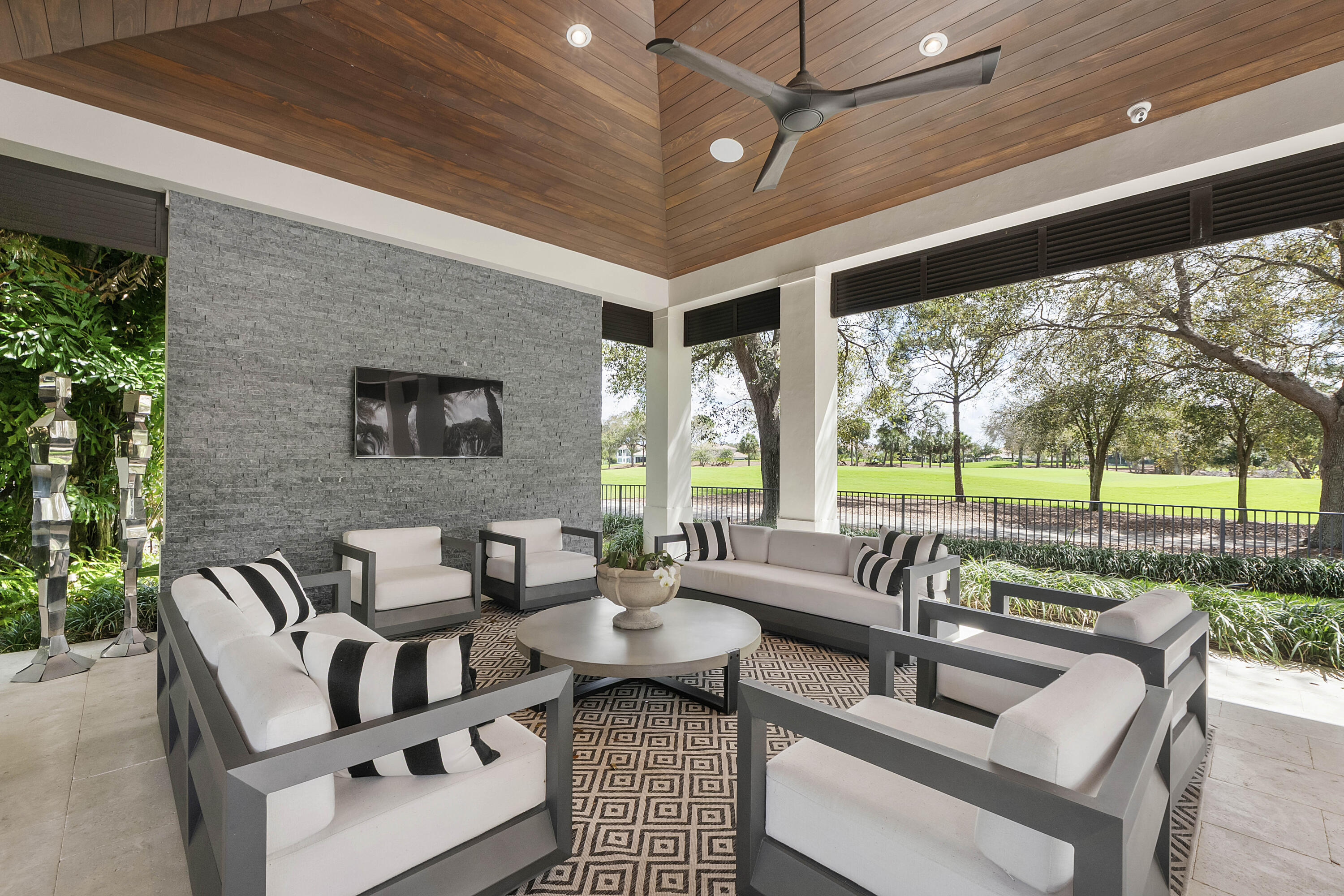 PARKLAND GOLF AND COUNTRY CLUB - Residential