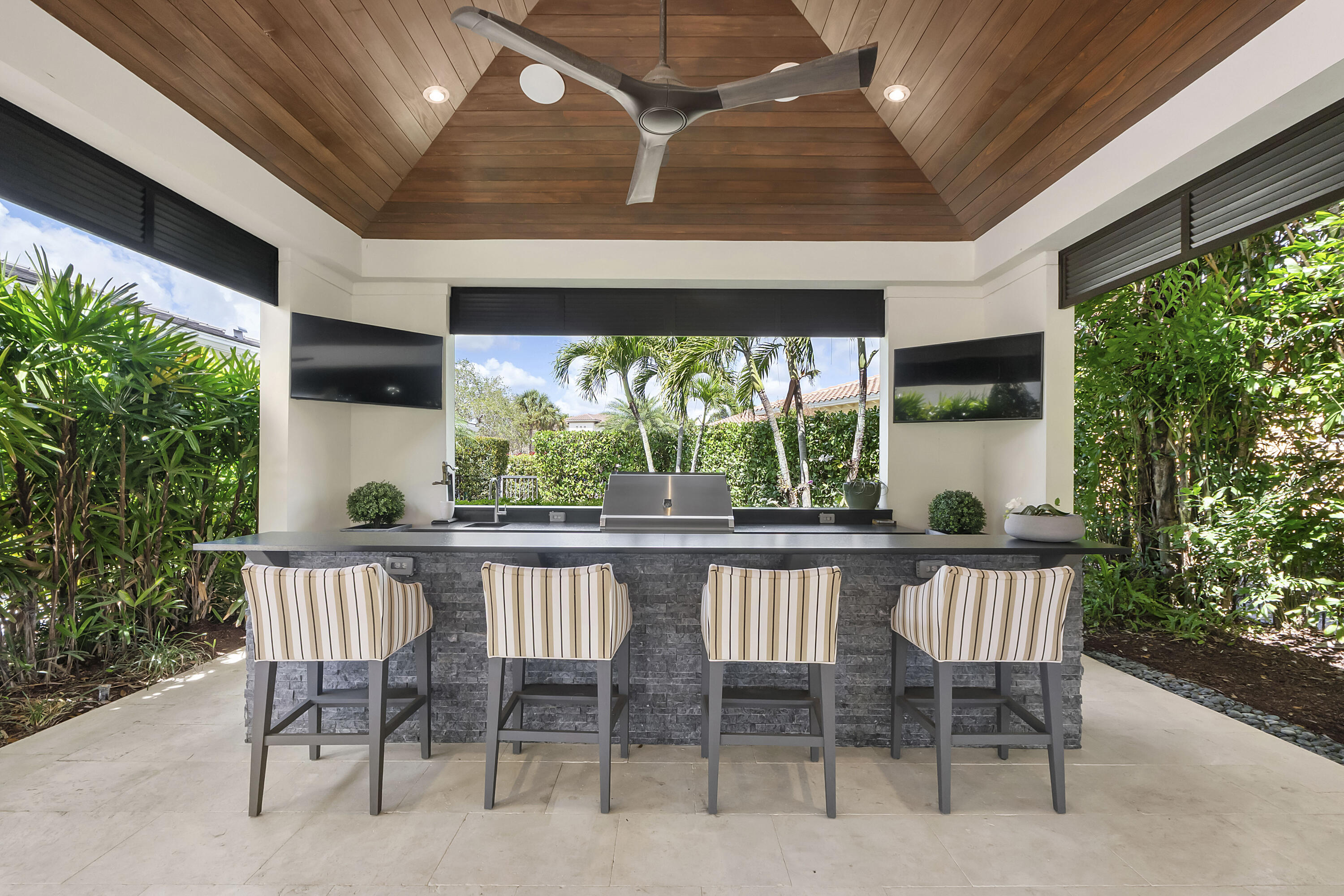 PARKLAND GOLF AND COUNTRY CLUB - Residential