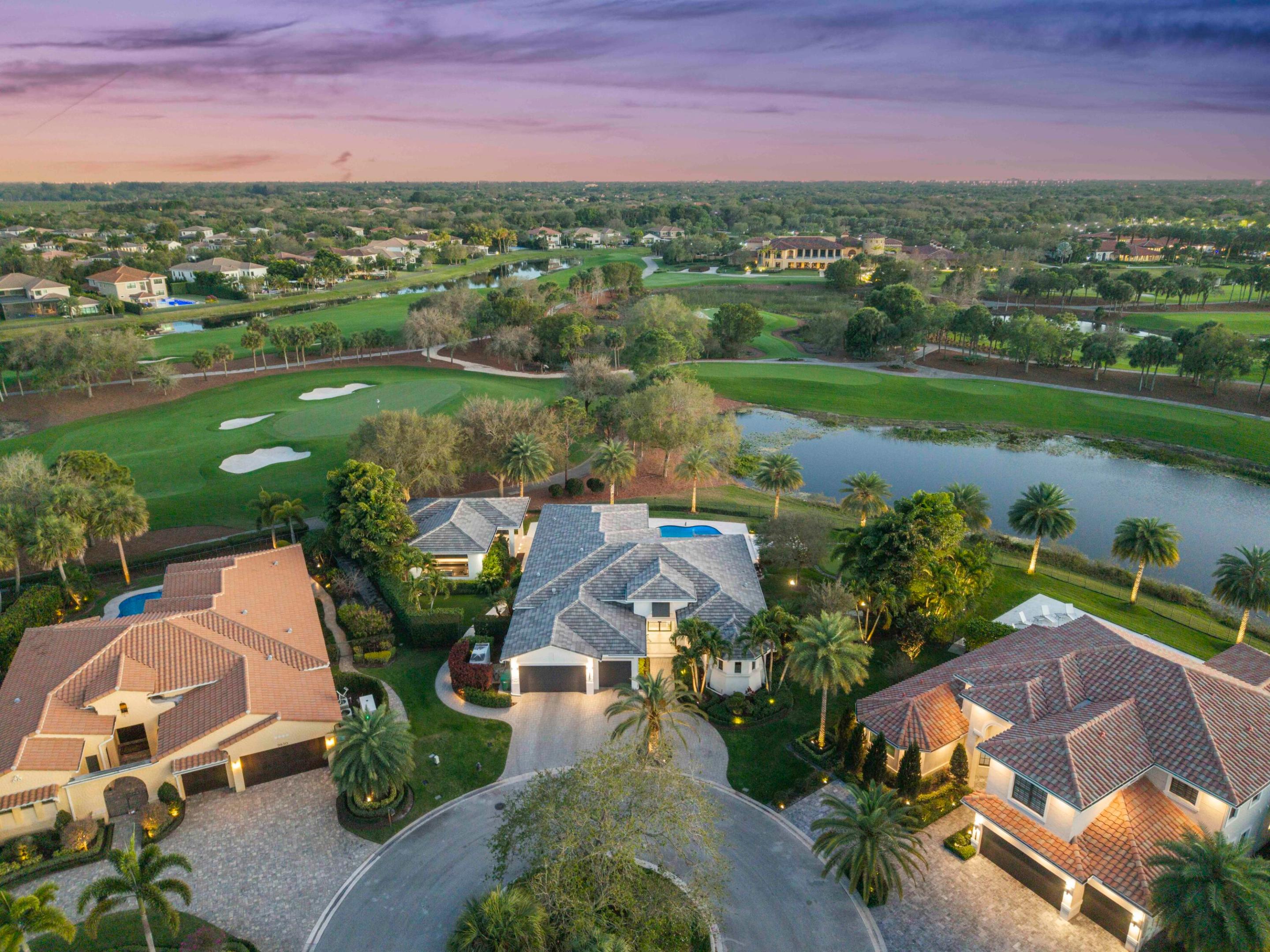 PARKLAND GOLF AND COUNTRY CLUB - Residential