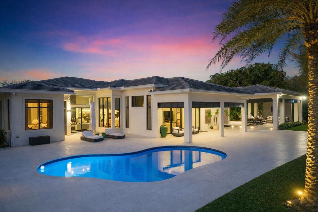 Photo of 9840 Bay Leaf Ct, Parkland, FL 33076 (MLS # B26000755)