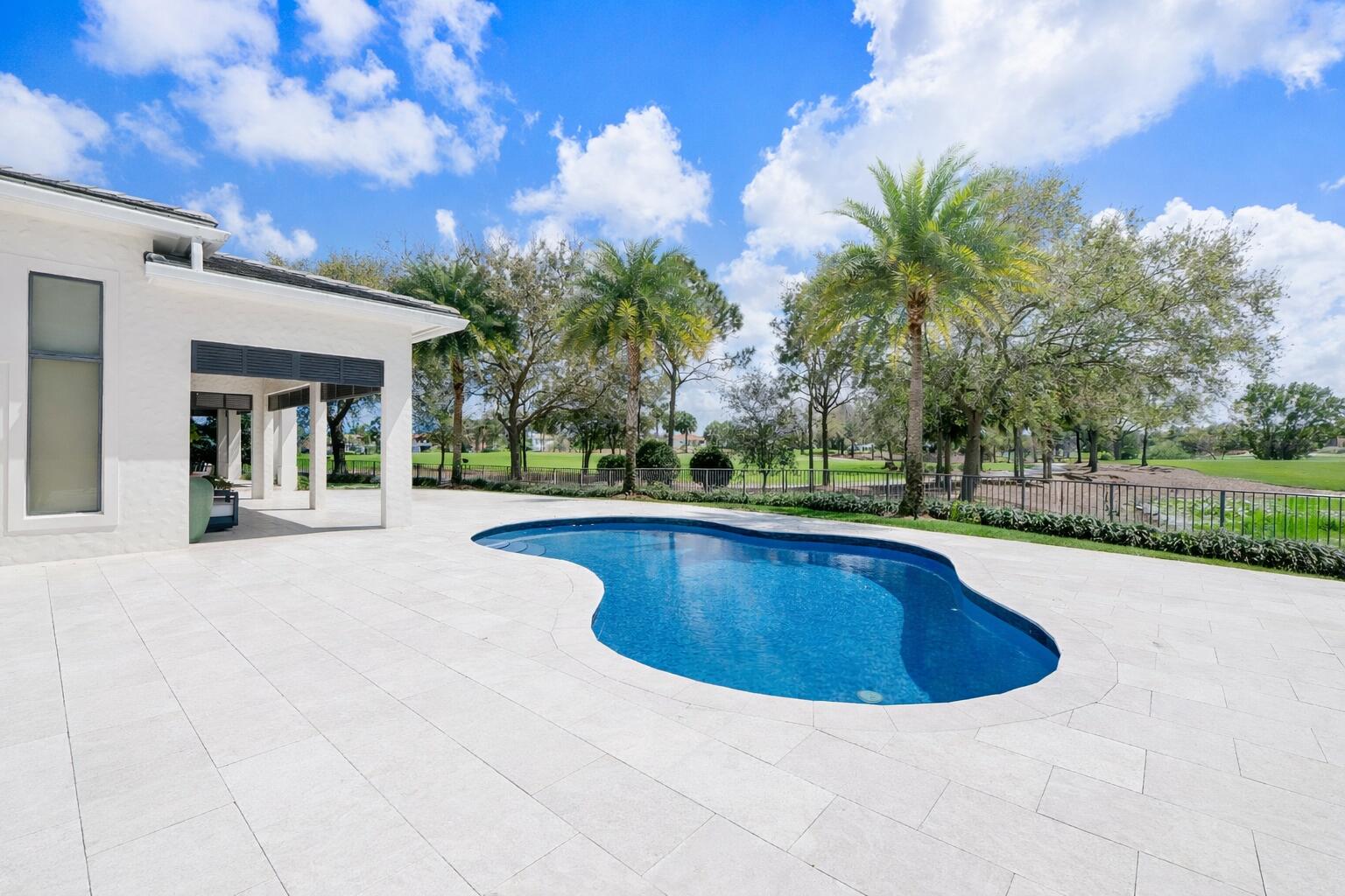 PARKLAND GOLF AND COUNTRY CLUB - Residential