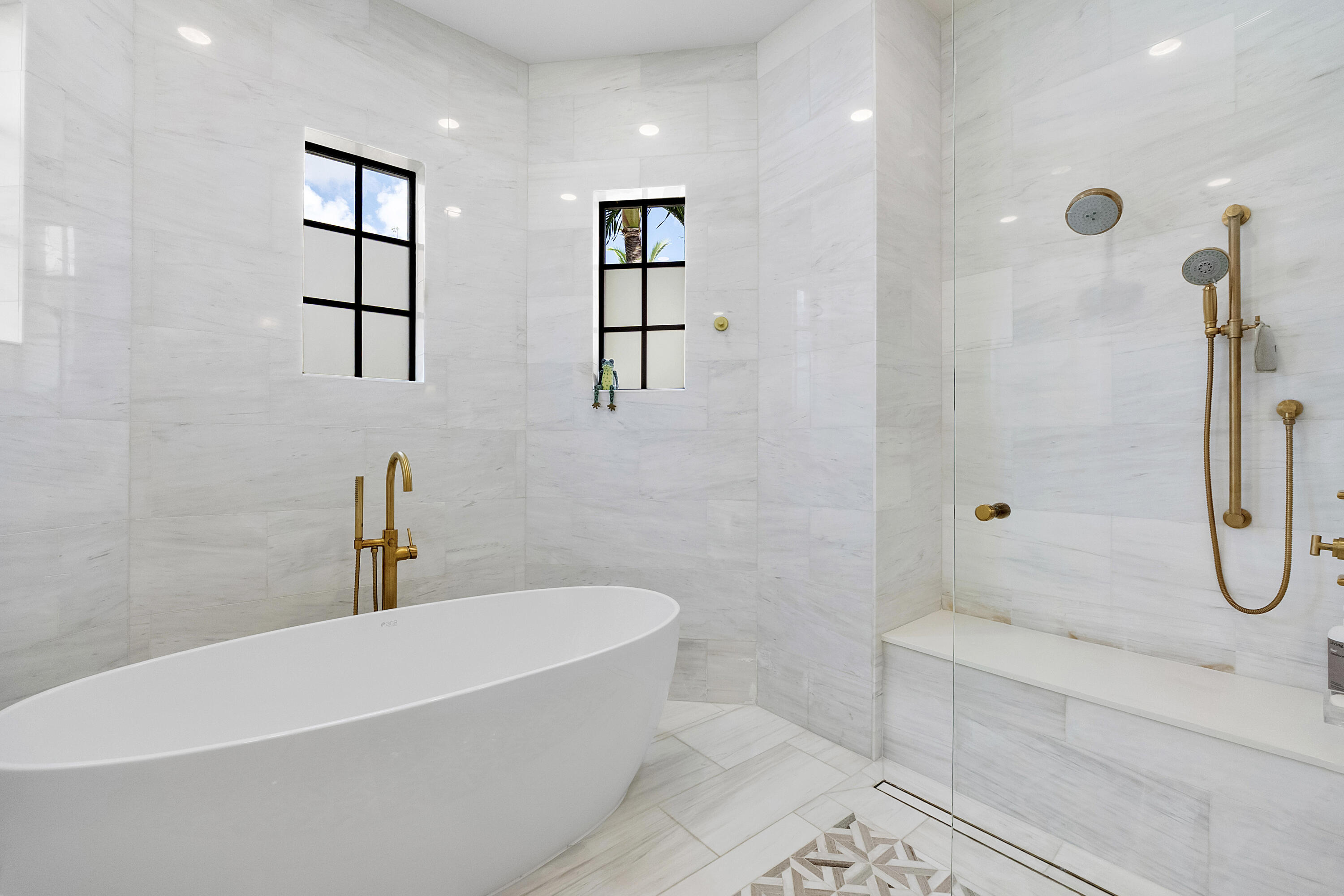 PARKLAND GOLF AND COUNTRY CLUB - Residential