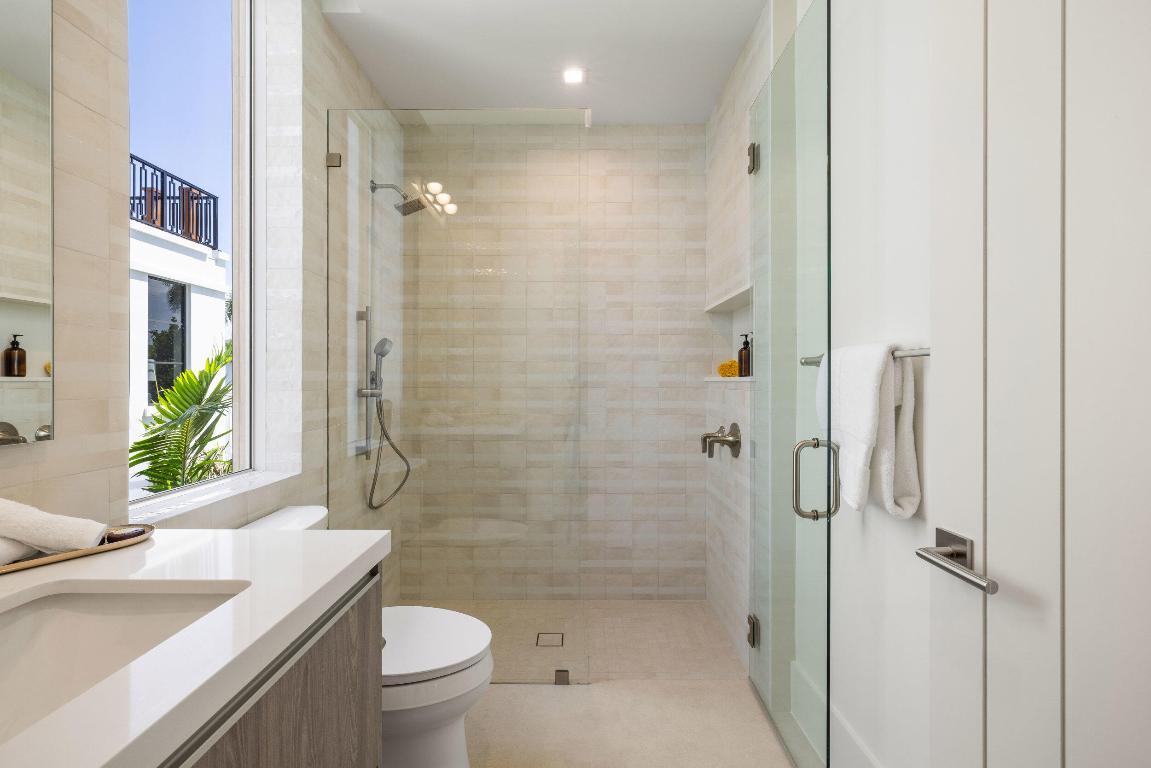 SOPHIA FREY - Residential