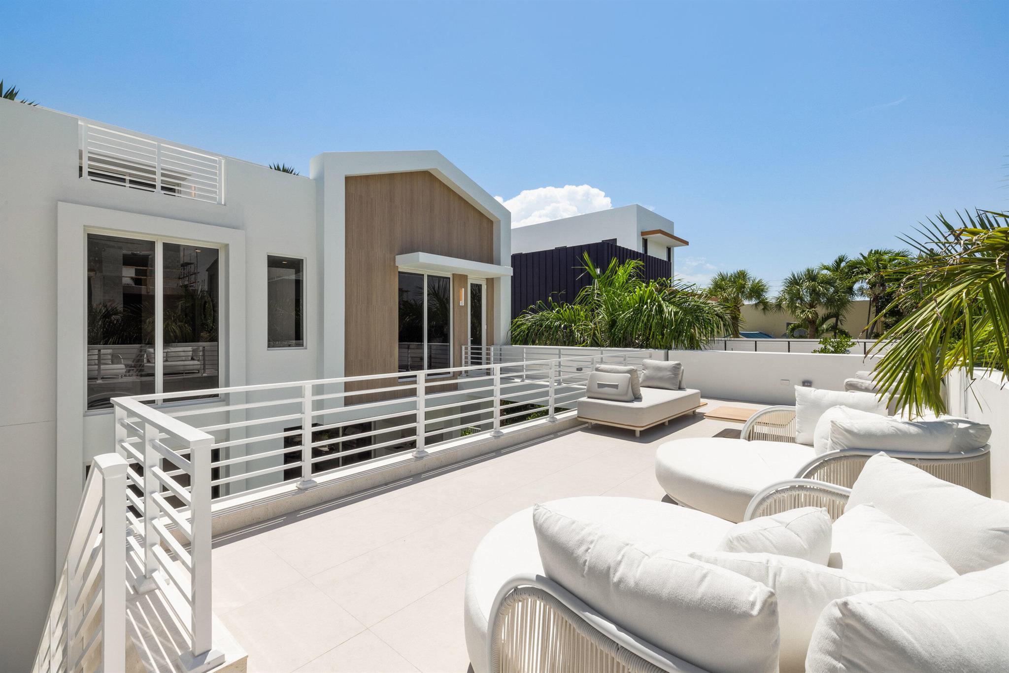 SOPHIA FREY - Residential