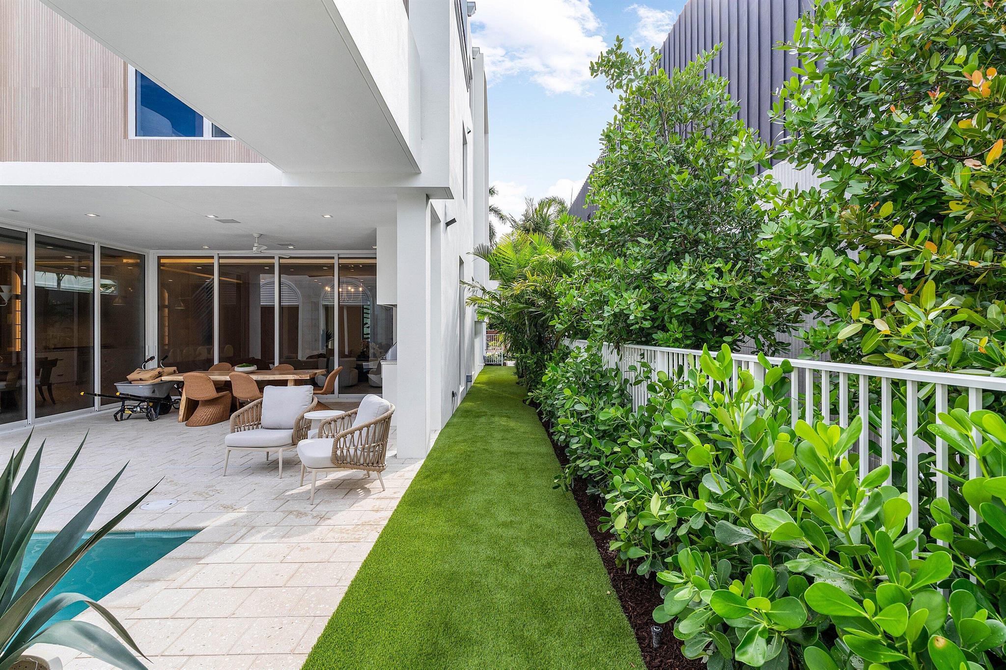 SOPHIA FREY - Residential