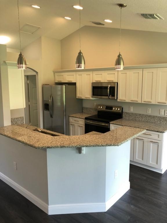 PORT ST LUCIE SECTION 47 - Residential