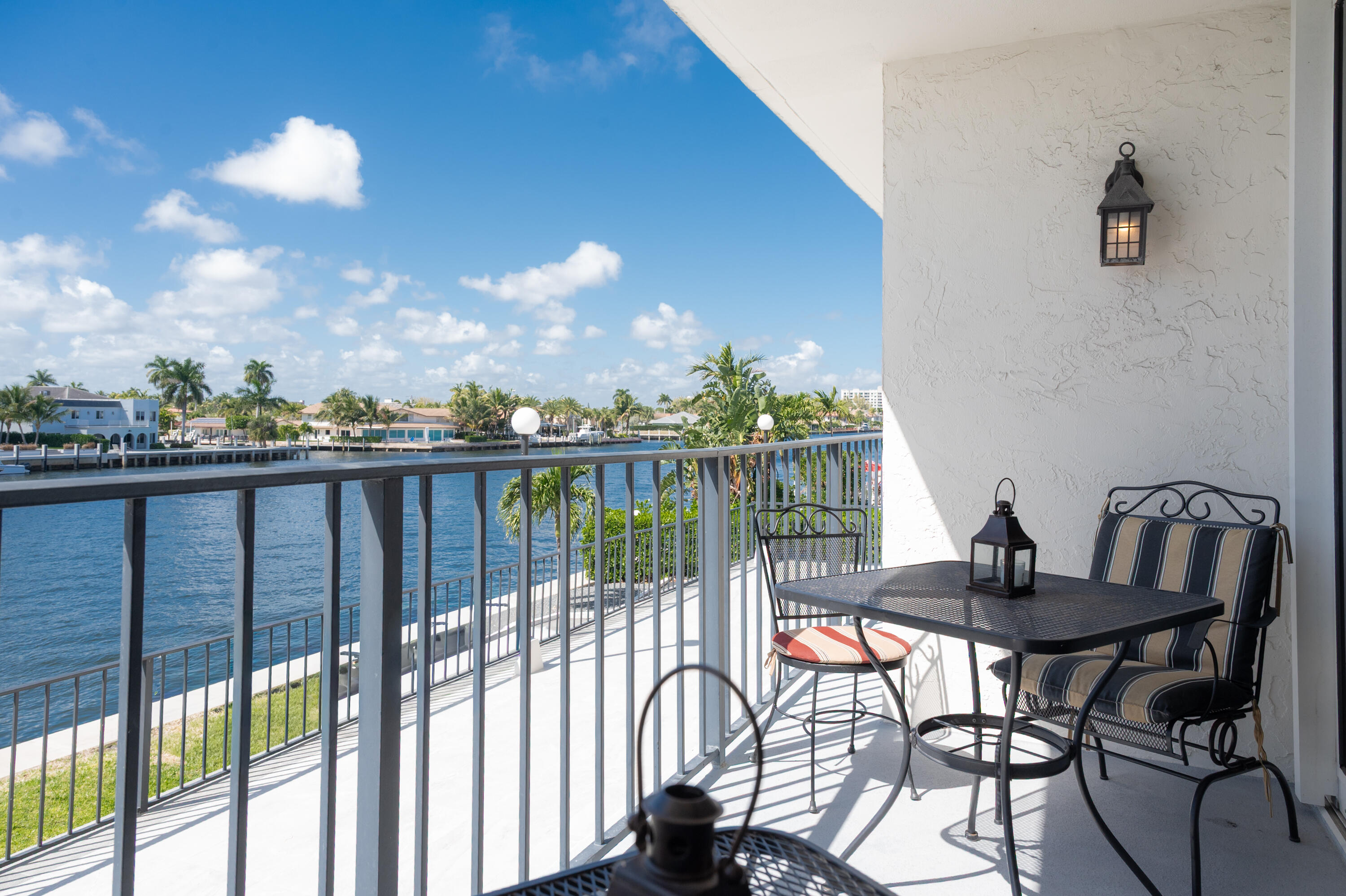 SILVER THATCH INTRACOASTAL - Residential