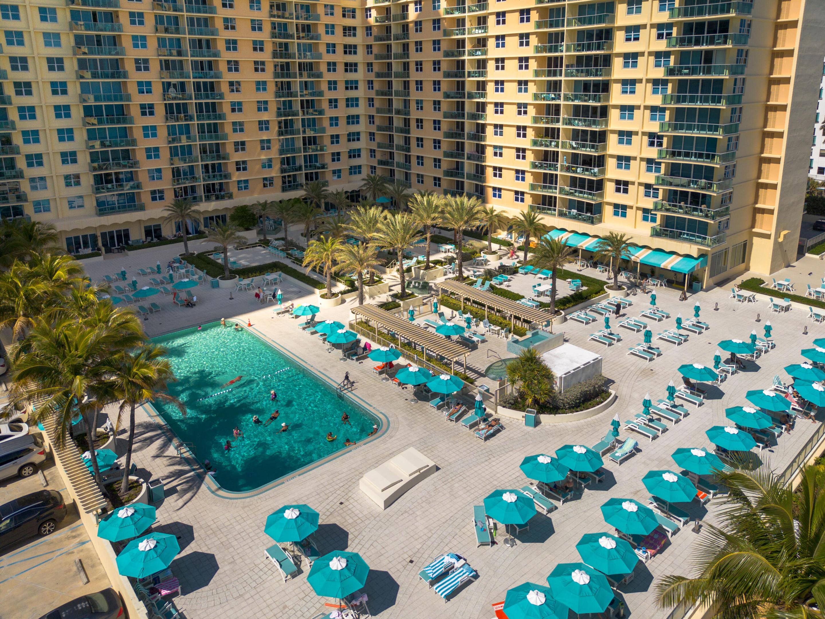 WAVE CONDO - Residential