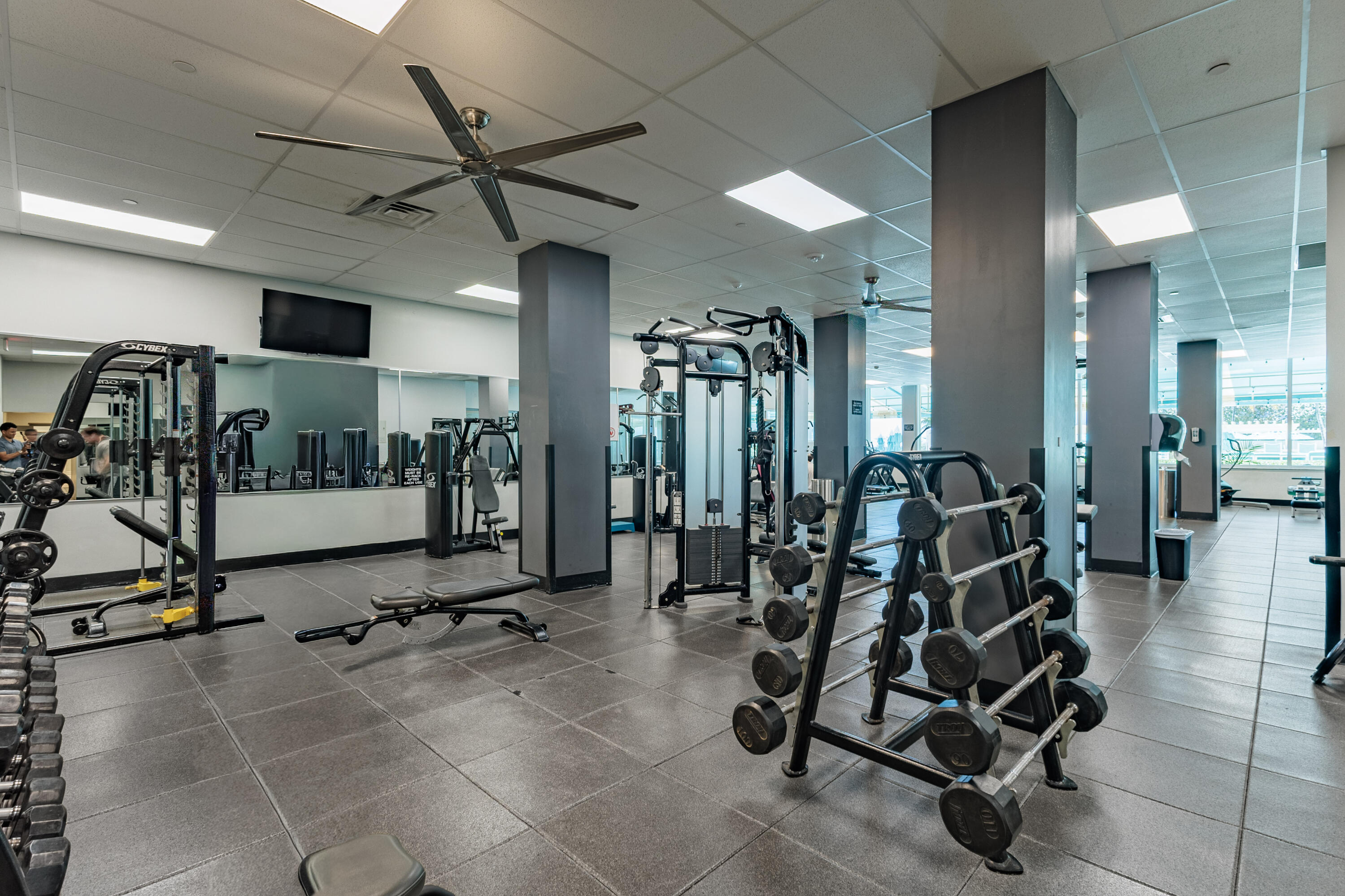 WAVE CONDO - Residential