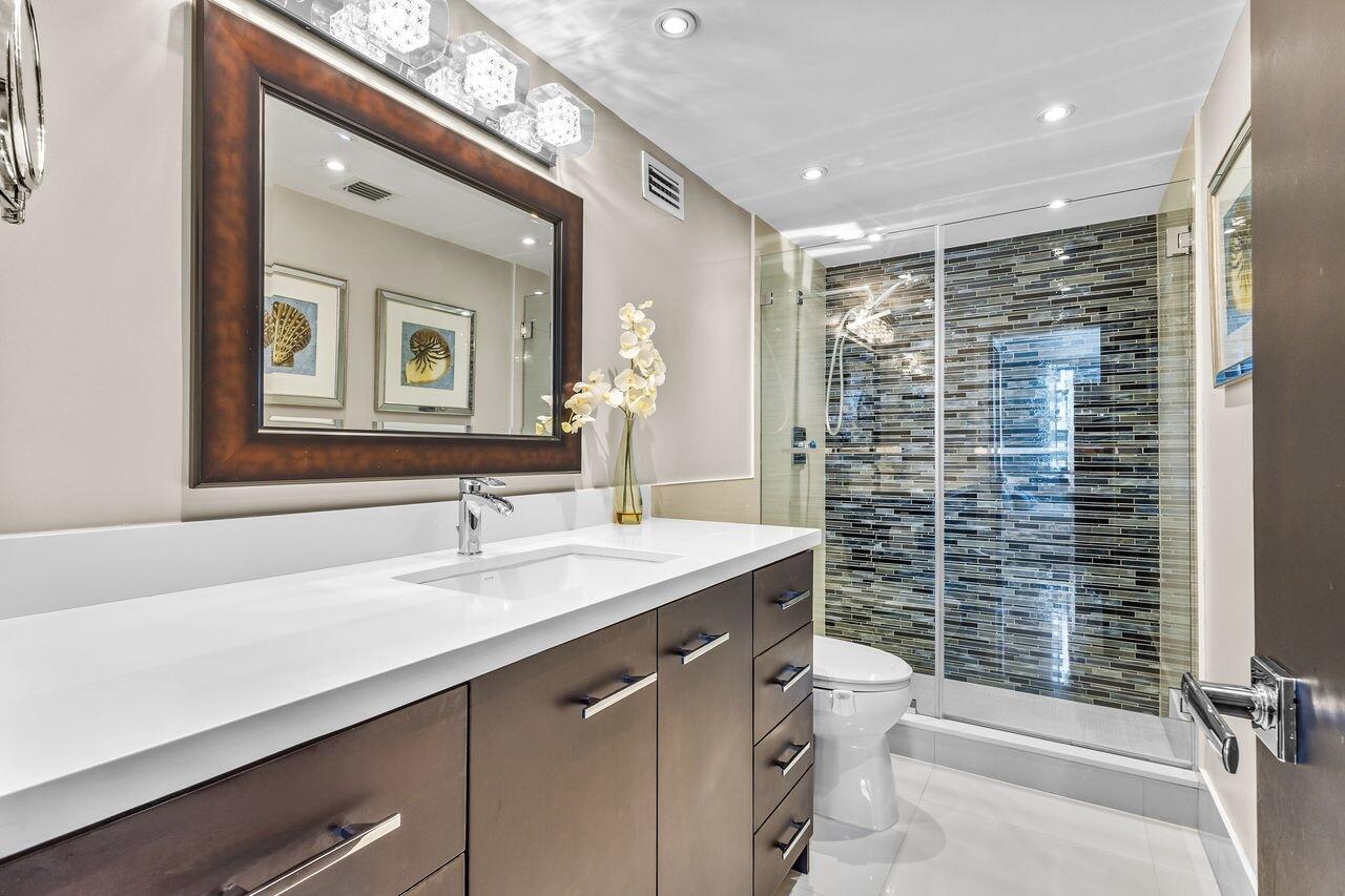 WAVE CONDO - Residential