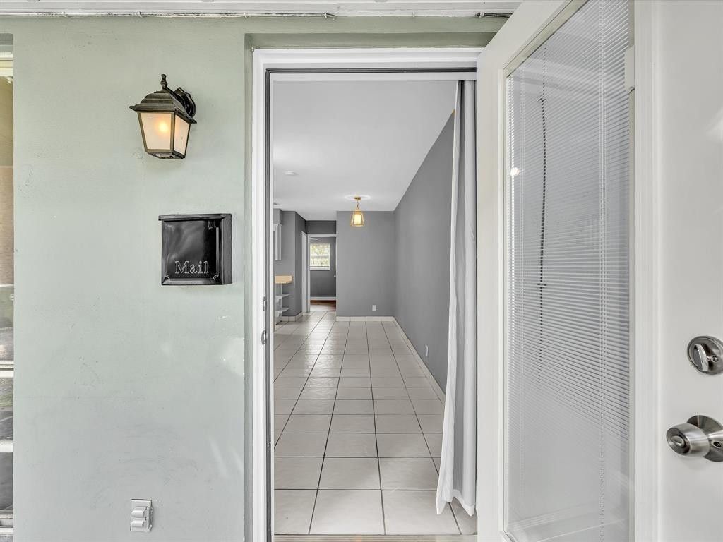 Photo of 141 NE 30th Court, Wilton Manors, FL 33334 (MLS # F10549996)
