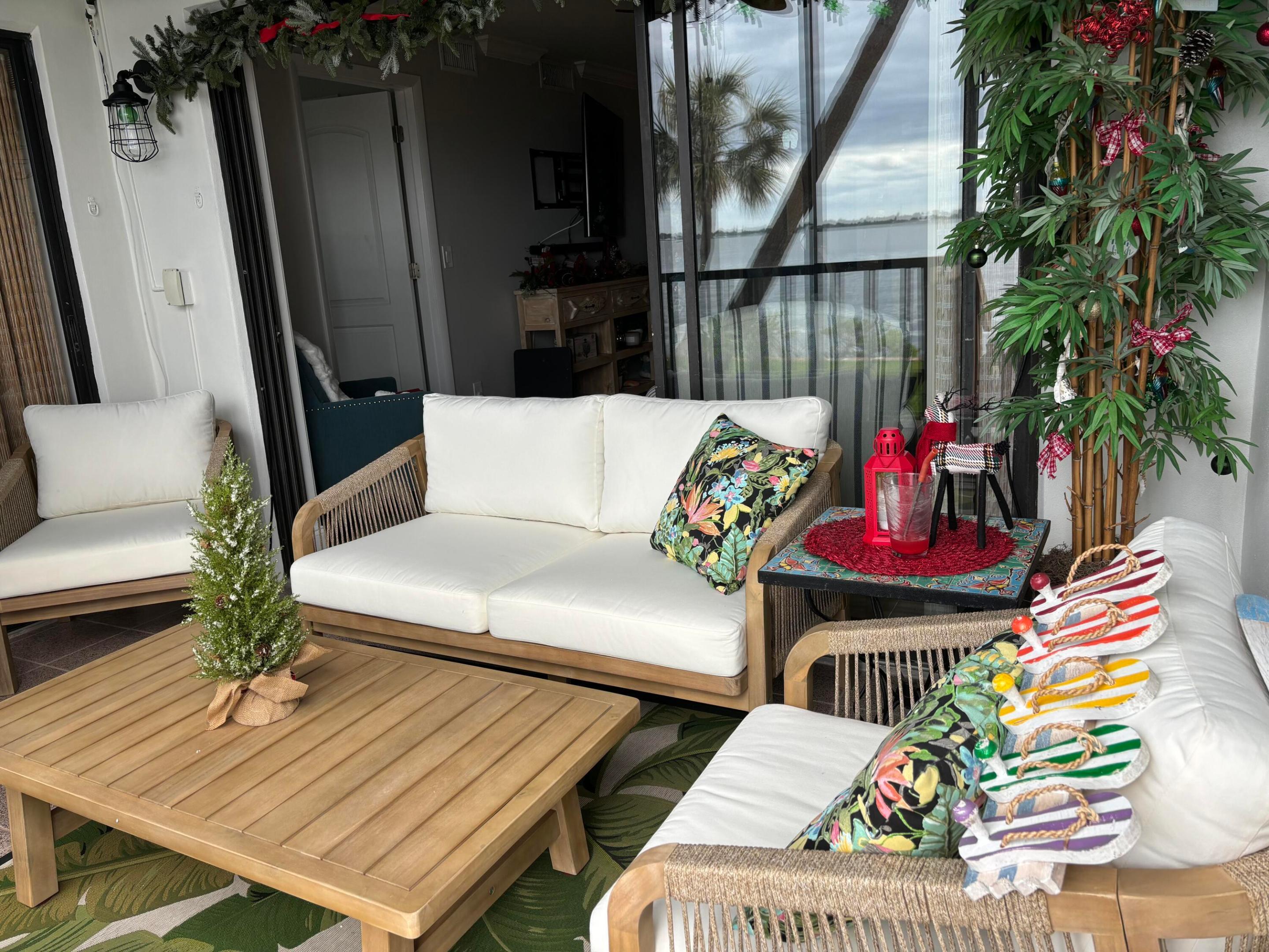 THE SANDPEBBLE CONDO - Residential Lease