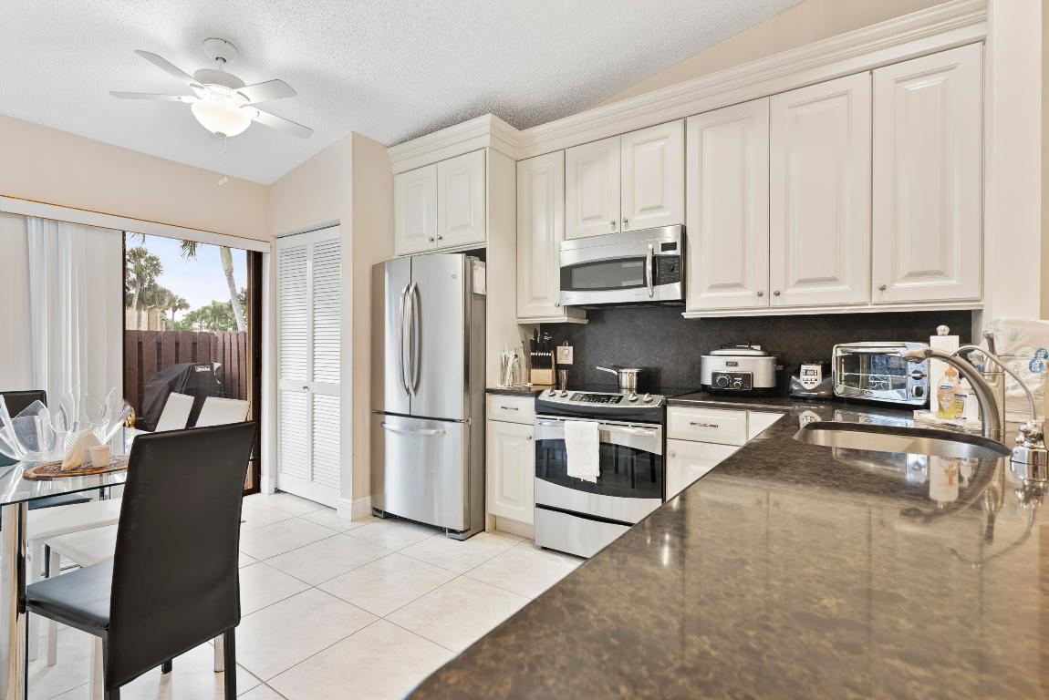 PINE RIDGE NORTH VILLAGE IV CONDO - Residential