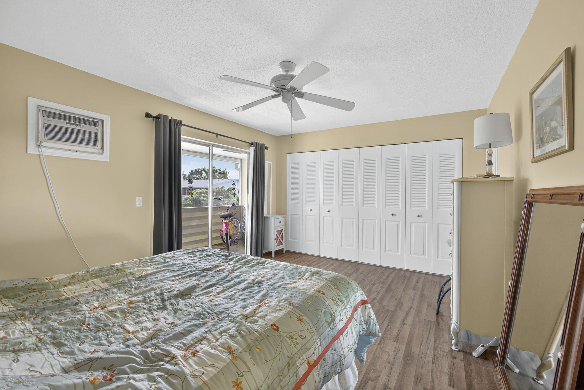 CENTURY VILLAGE - WINDSOR CONDOS - Residential