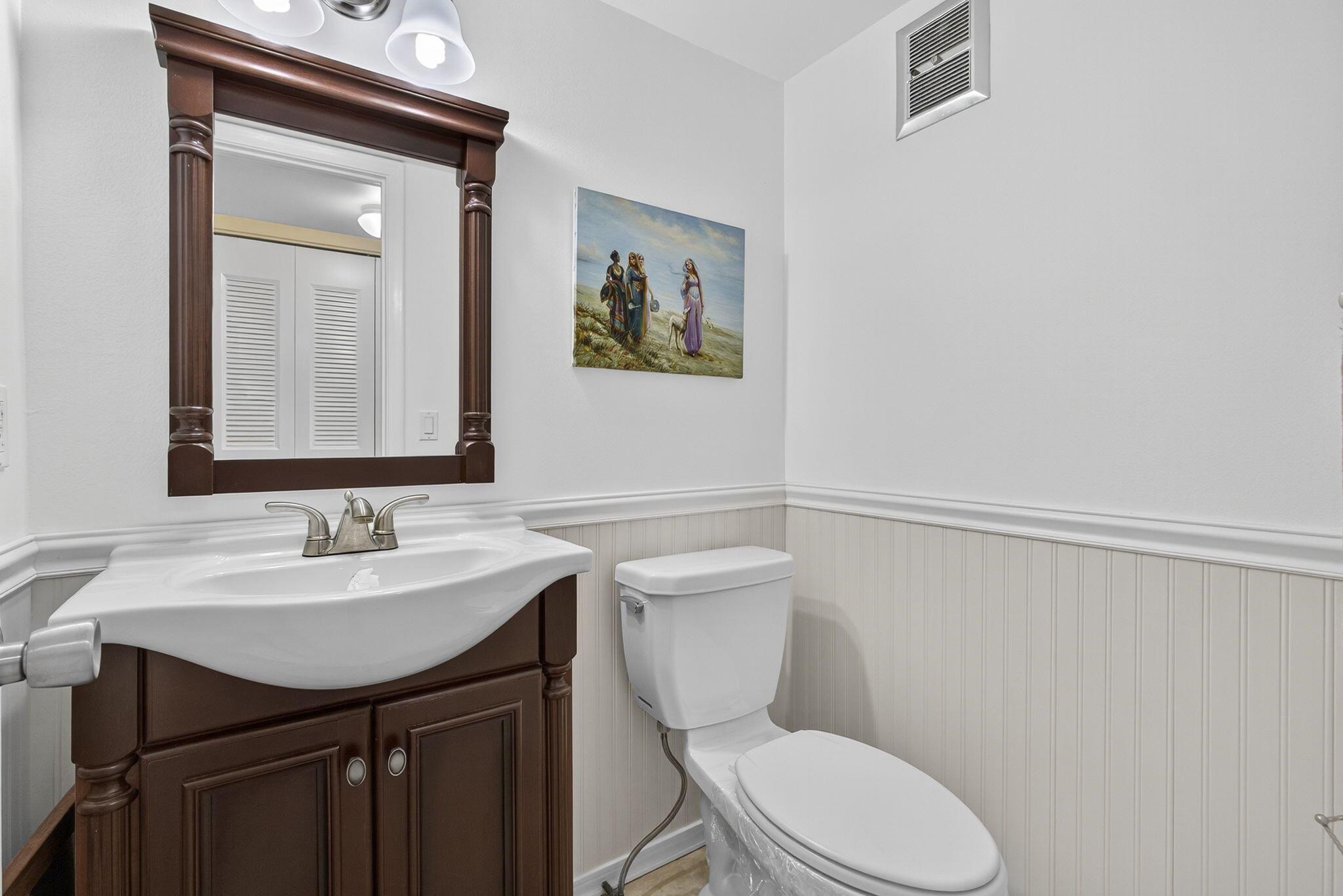 CENTURY VILLAGE - WINDSOR - Residential