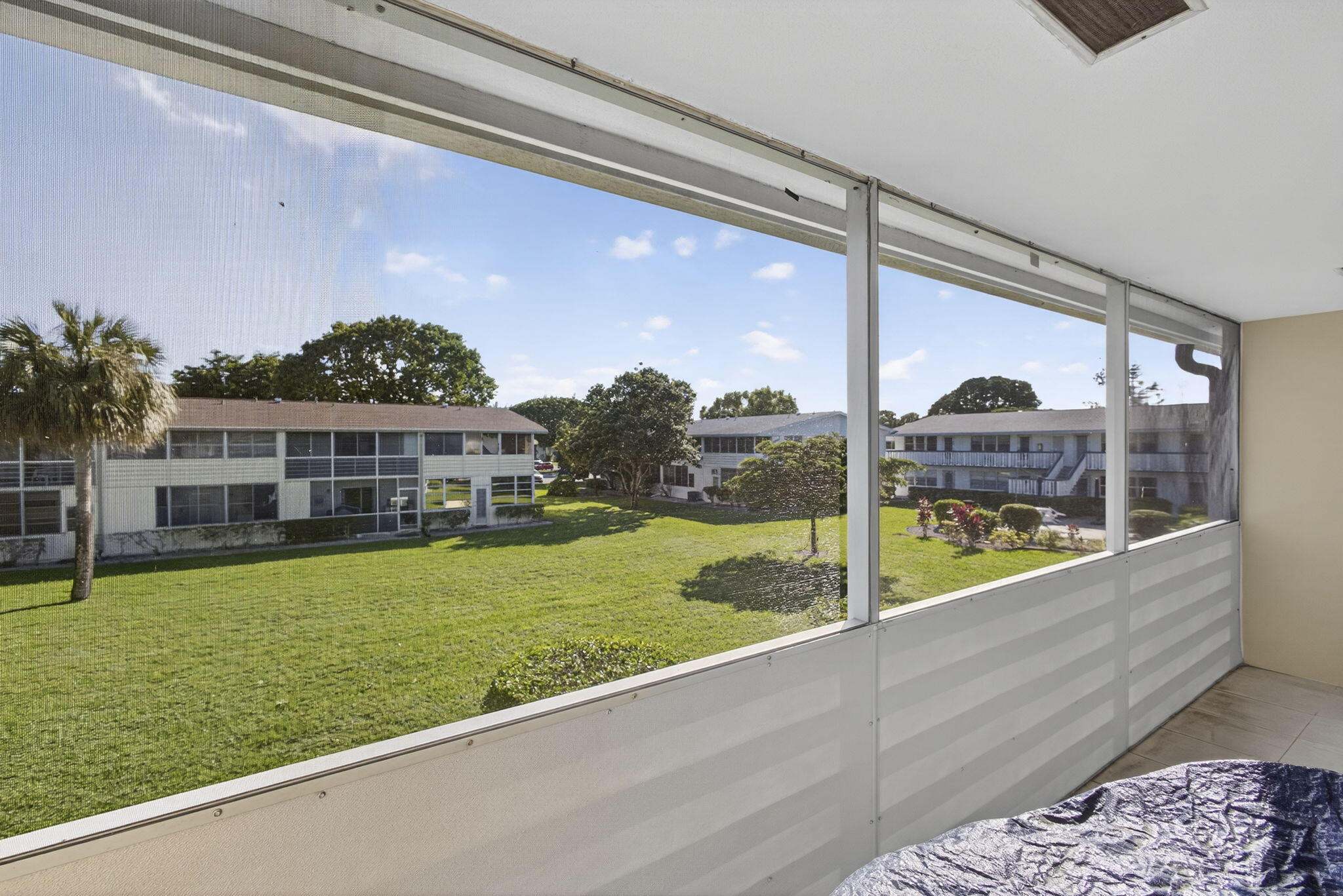 CENTURY VILLAGE - WINDSOR CONDOS - Residential