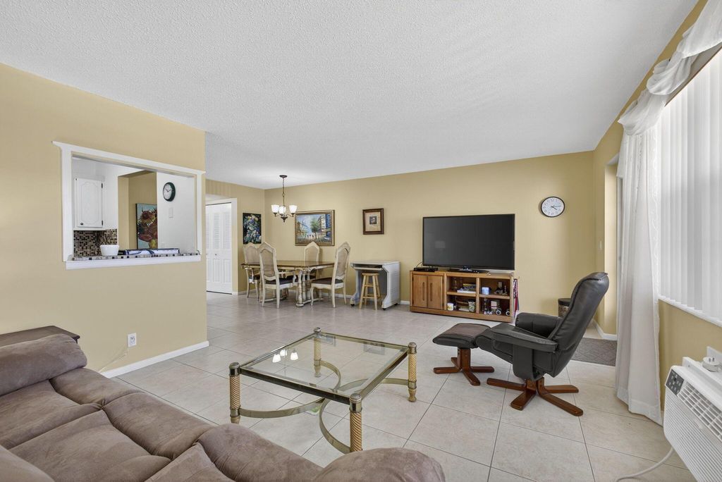 Photo of 414 Windsor R, West Palm Beach, FL 33417 (MLS # R11133270)