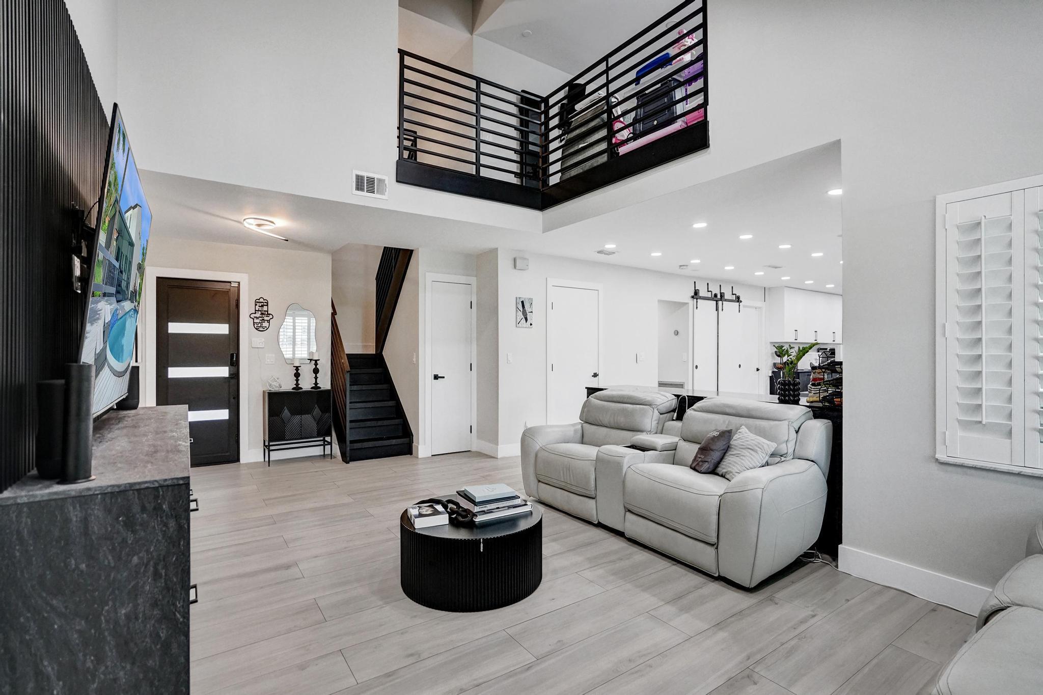 ROCK CREEK PHASE TWO - Residential Lease