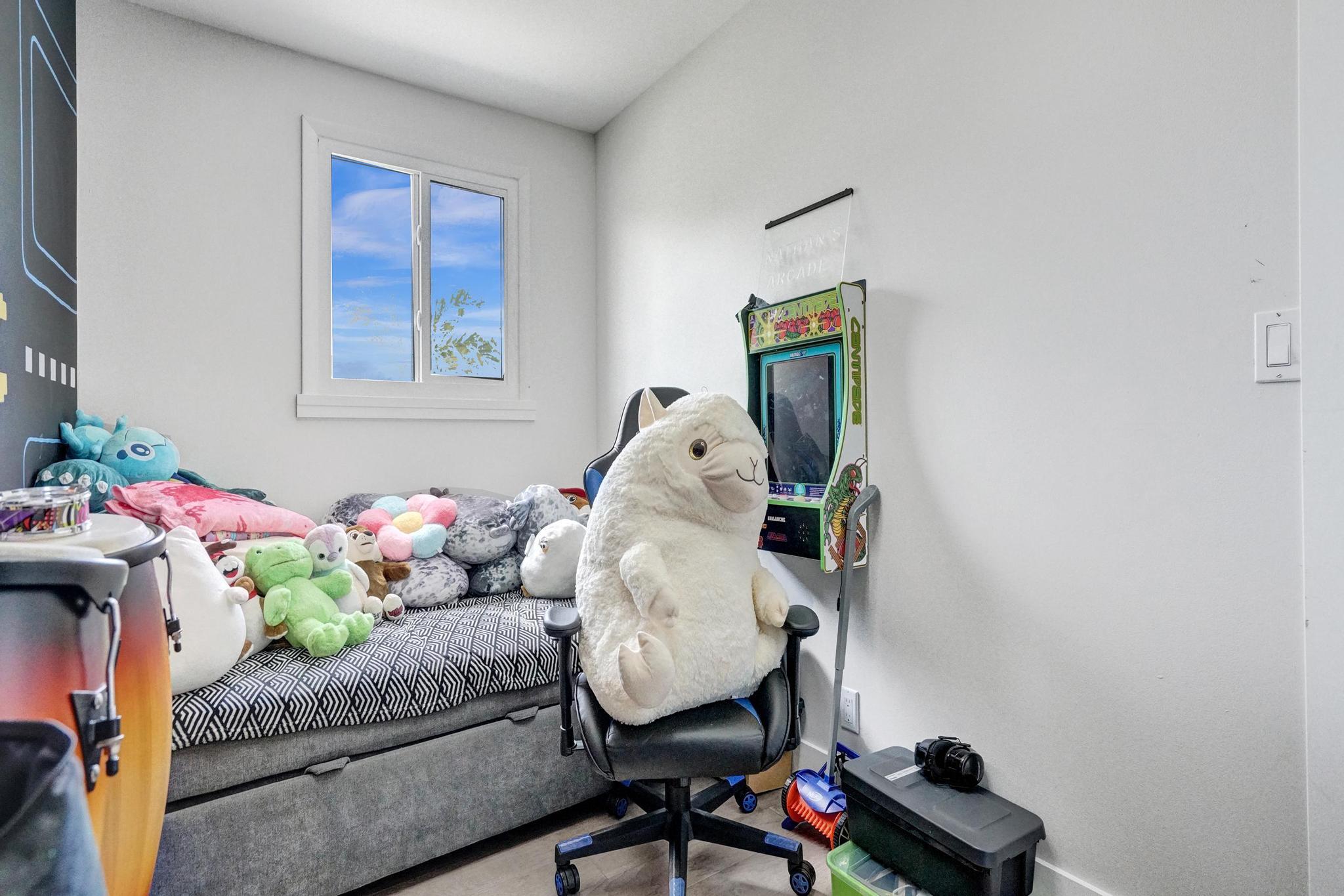 ROCK CREEK PHASE TWO - Residential Lease