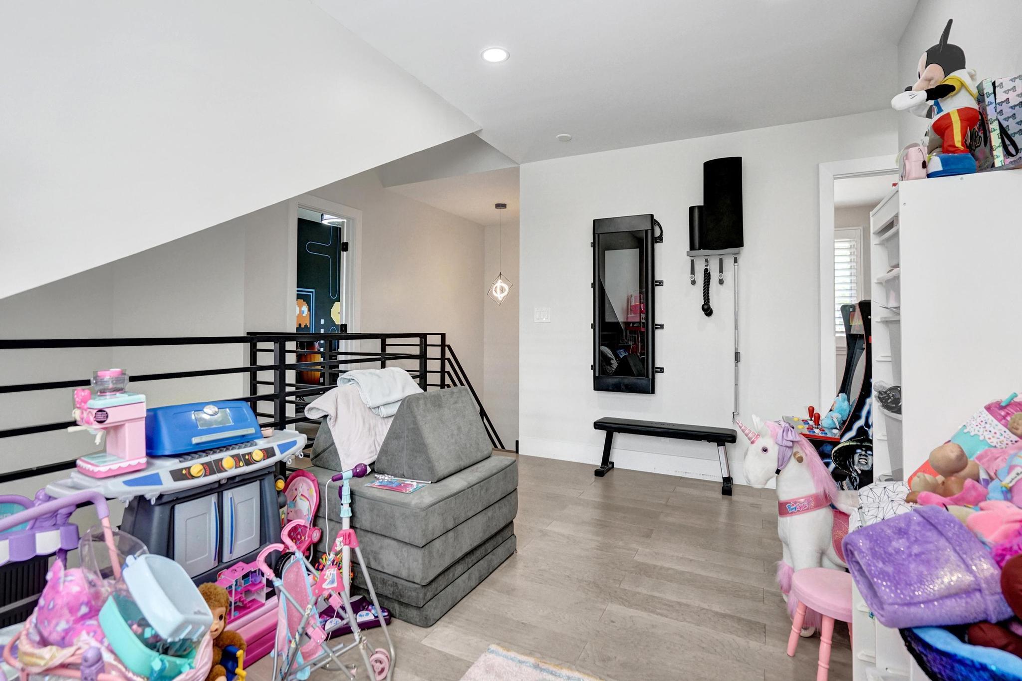 ROCK CREEK PHASE TWO - Residential Lease