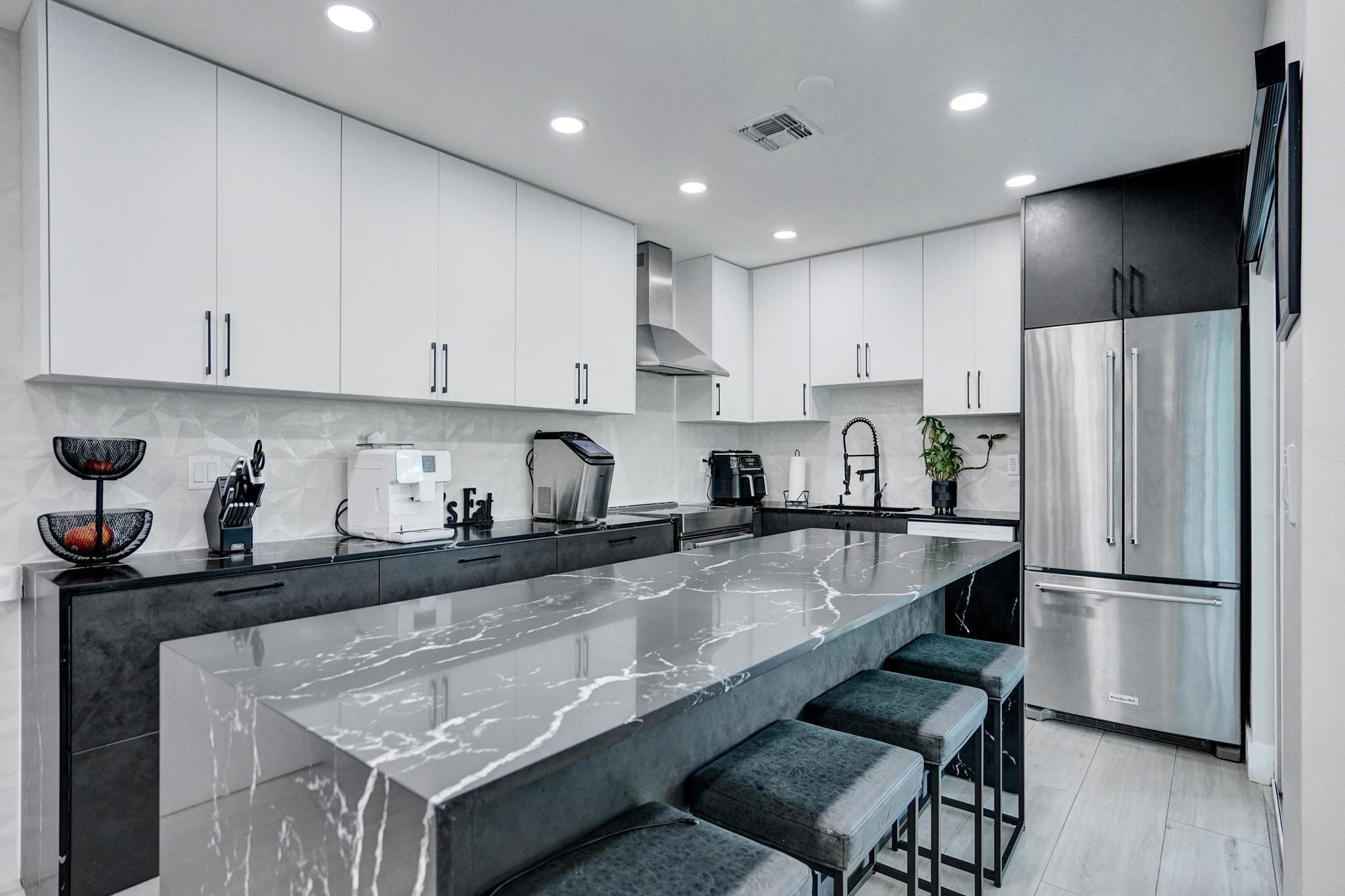 ROCK CREEK PHASE TWO - Residential Lease