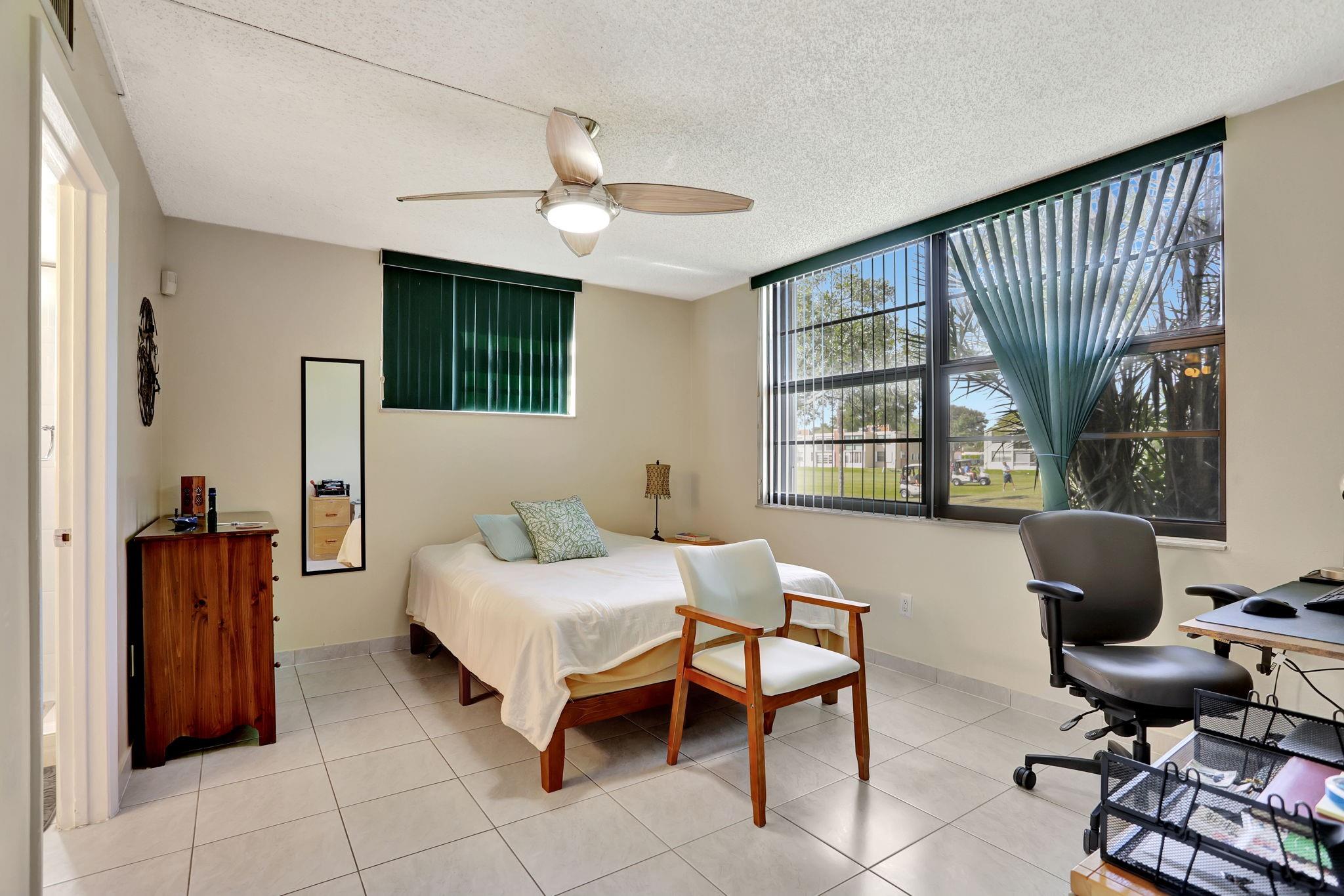 Palm Springs 3 - Residential