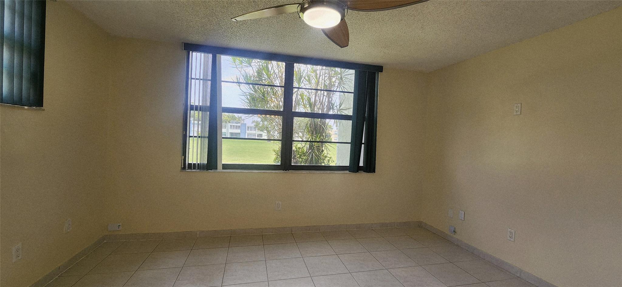 Palm Springs 3 - Residential