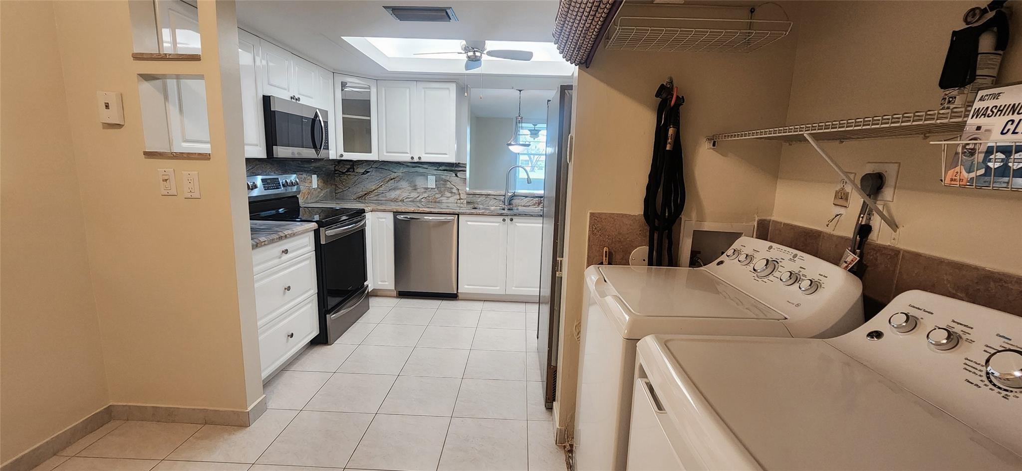Palm Springs 3 - Residential