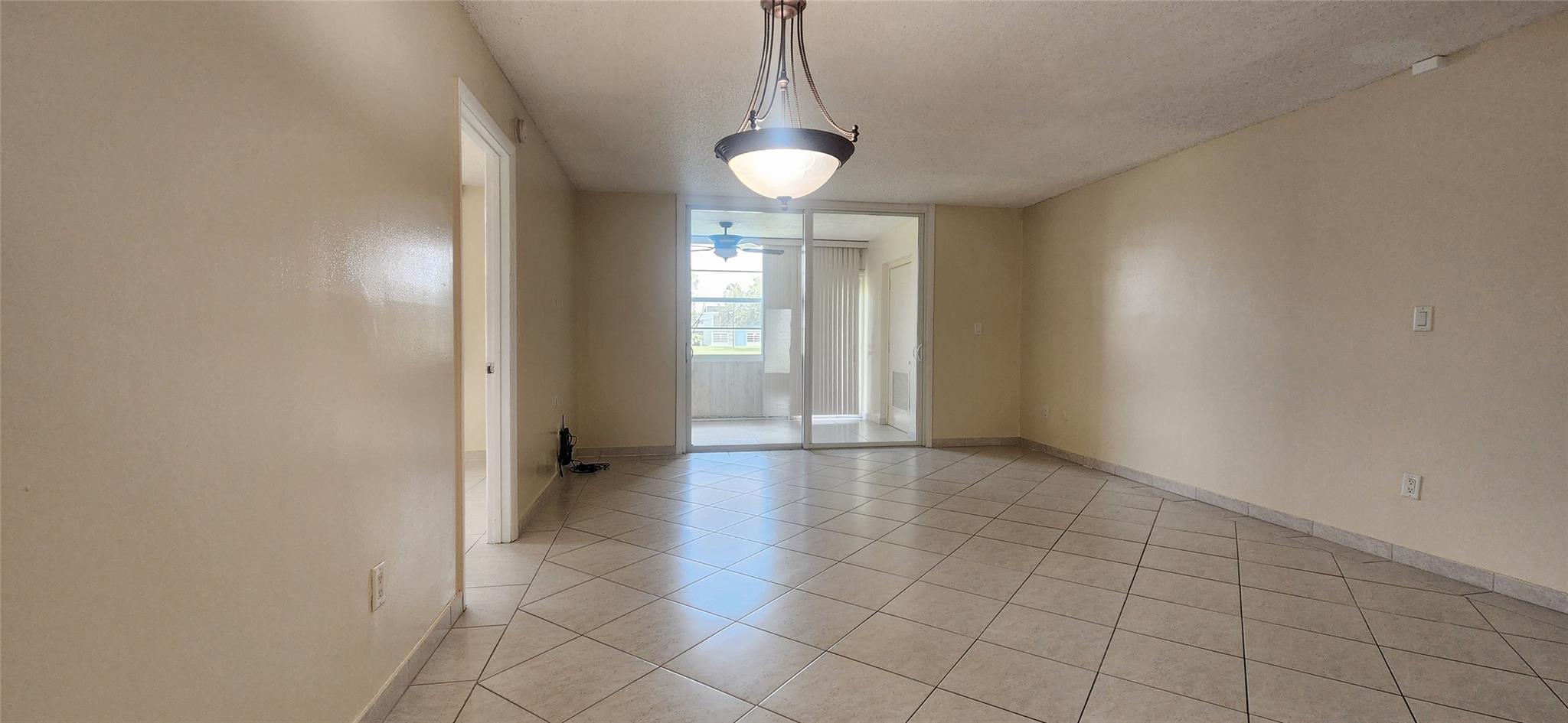 Palm Springs 3 - Residential