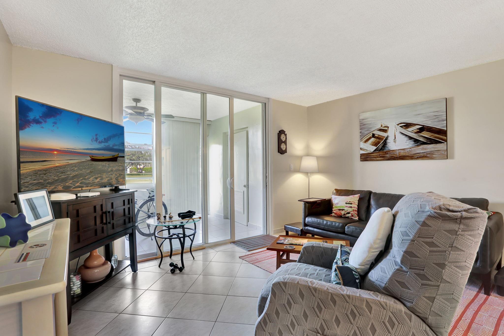 Palm Springs 3 - Residential