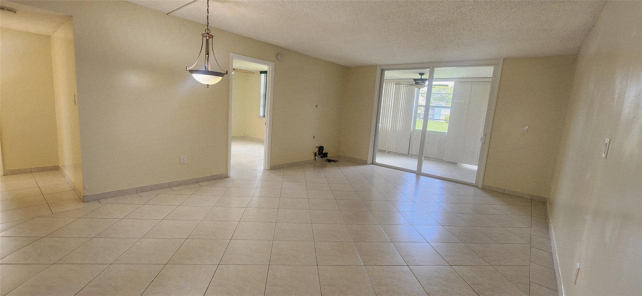 Palm Springs 3 - Residential