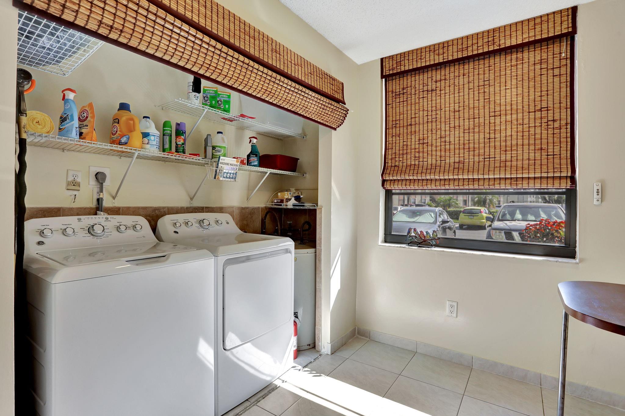 Palm Springs 3 - Residential