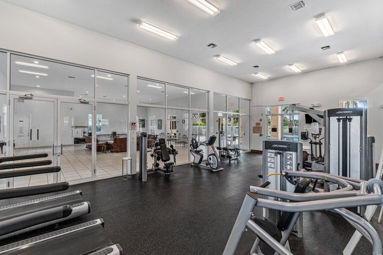 VERONA LAKES - Residential