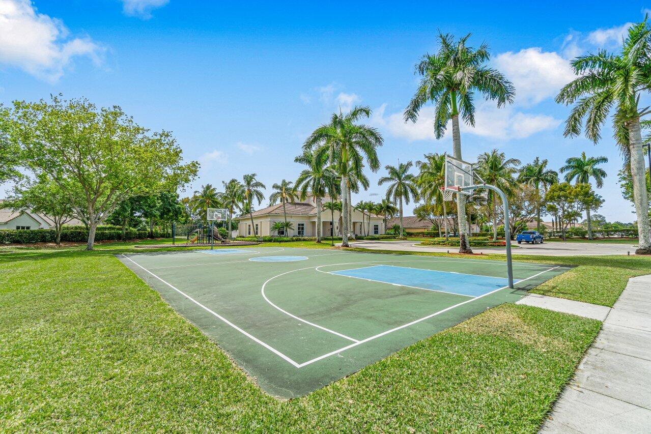 VERONA LAKES - Residential