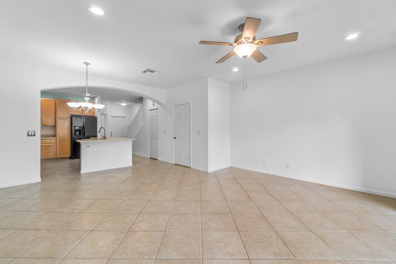 VERONA LAKES - Residential