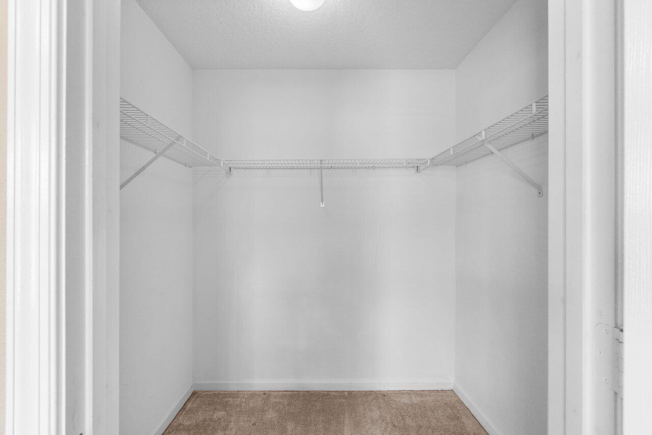 VERONA LAKES - Residential