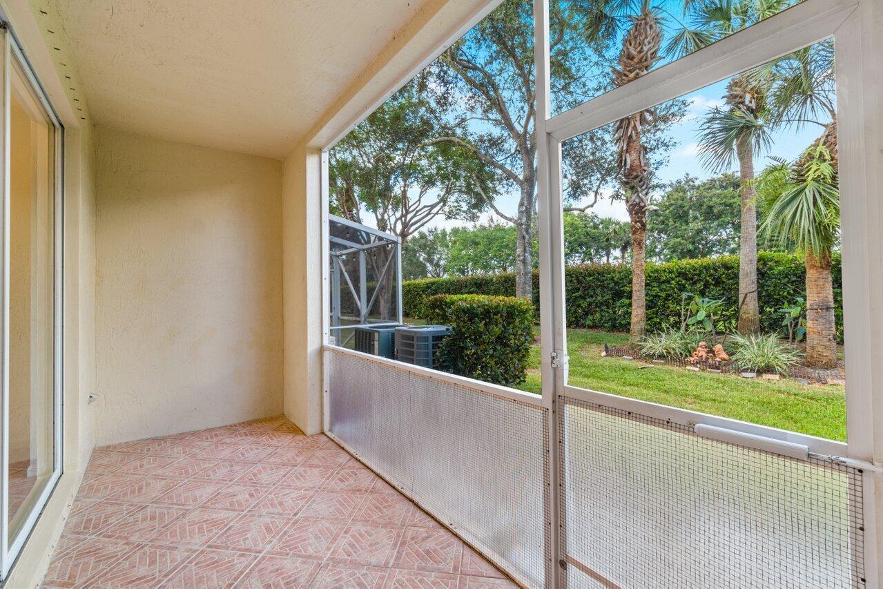 VERONA LAKES - Residential