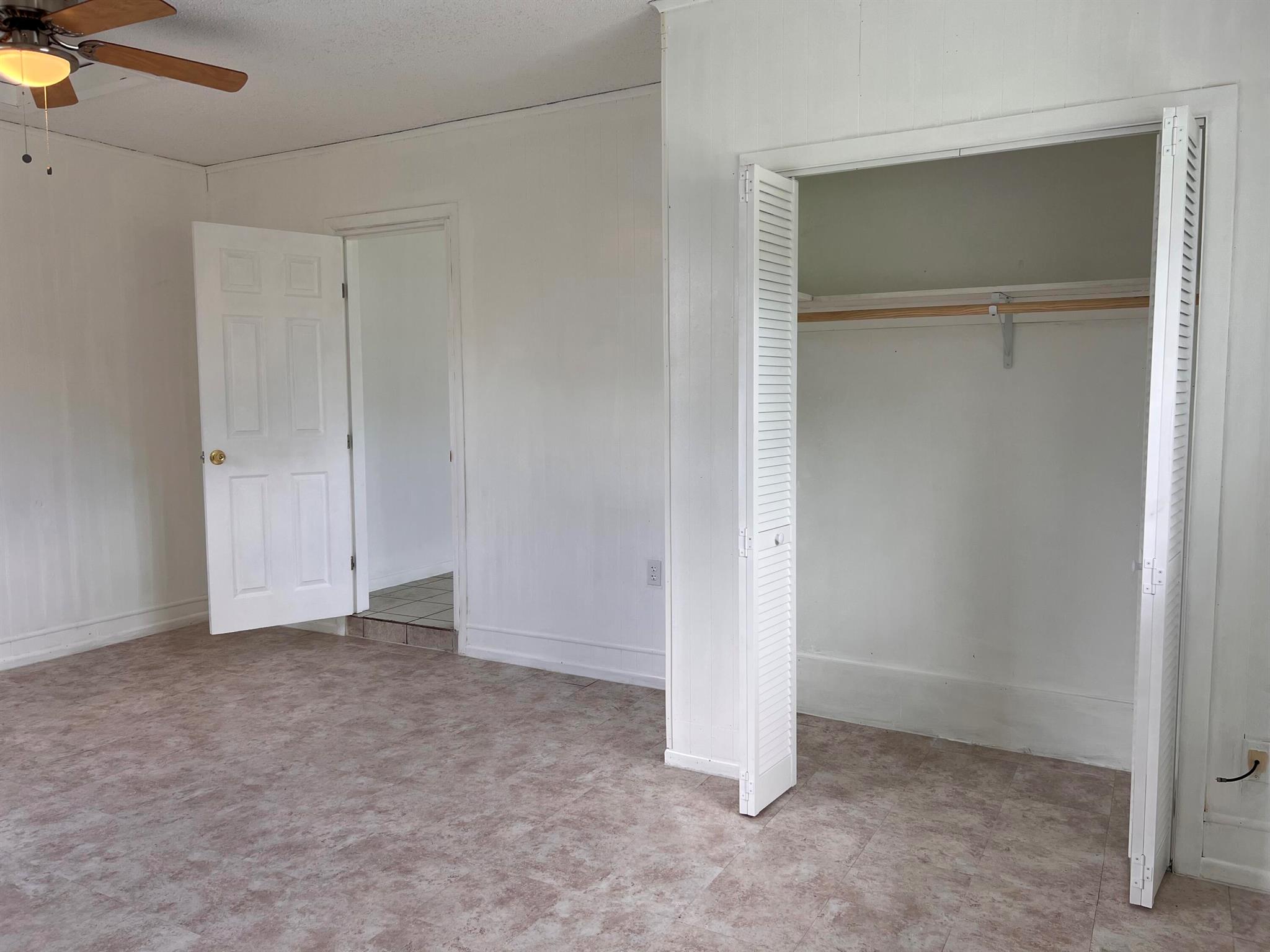 PORT ST LUCIE SECTION 4 - Residential Lease