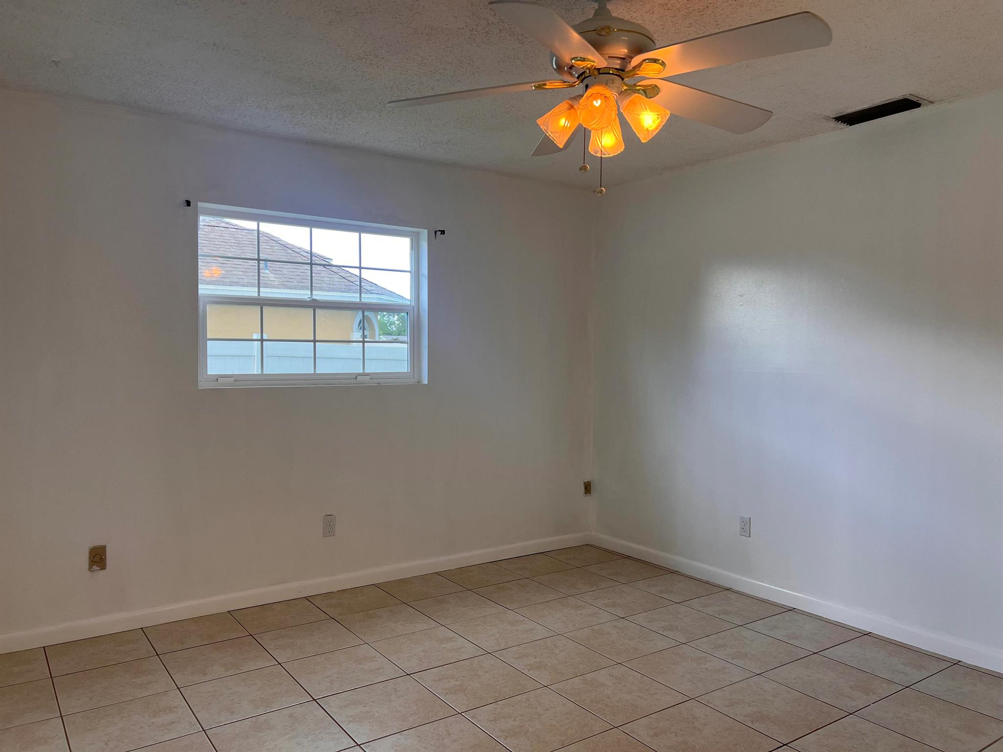 PORT ST LUCIE SECTION 4 - Residential Lease