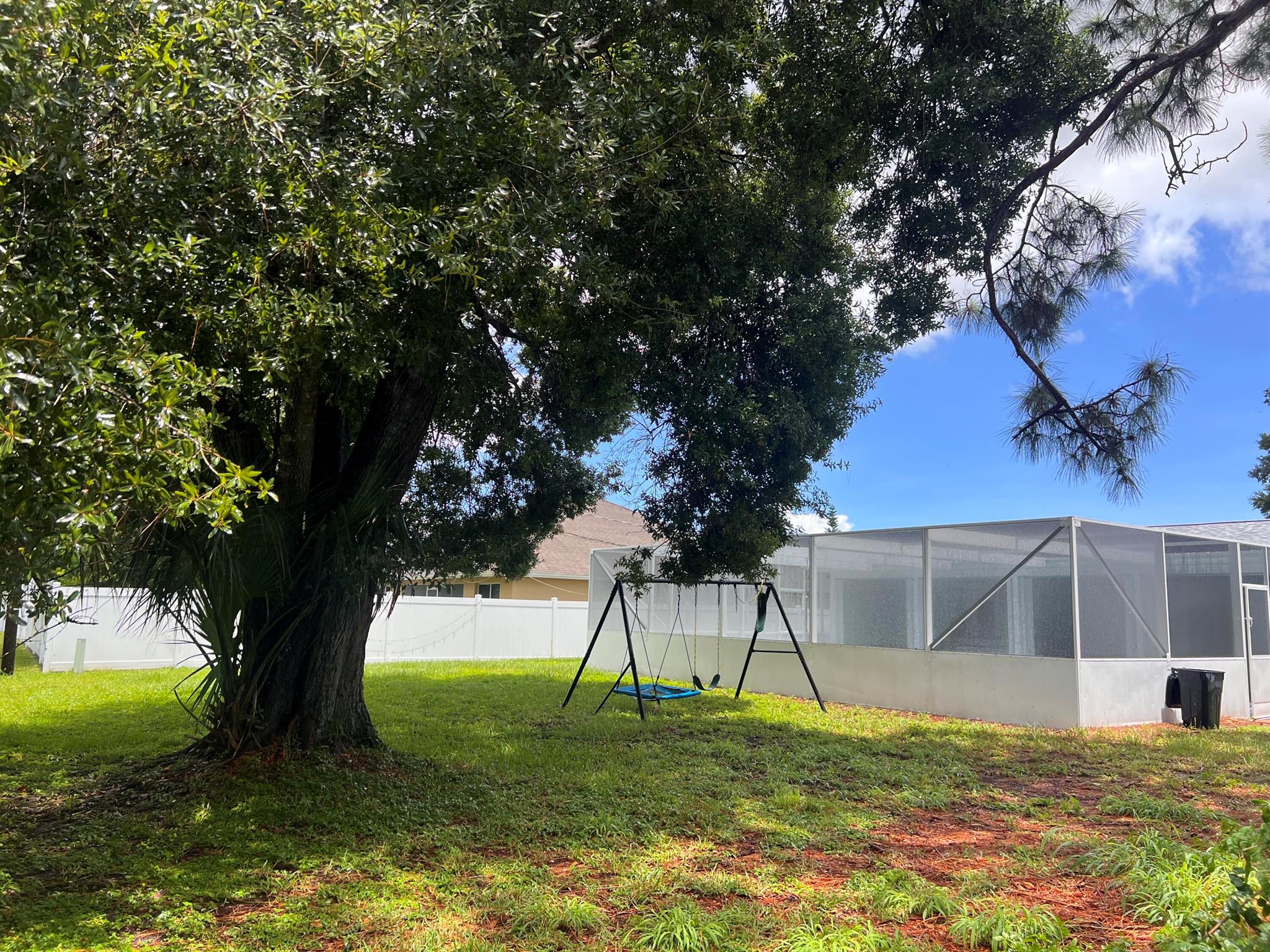 PORT ST LUCIE SECTION 4 - Residential Lease