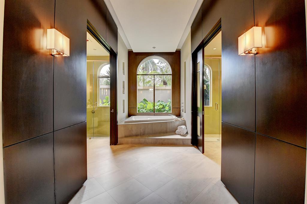 Isla Verde - Residential