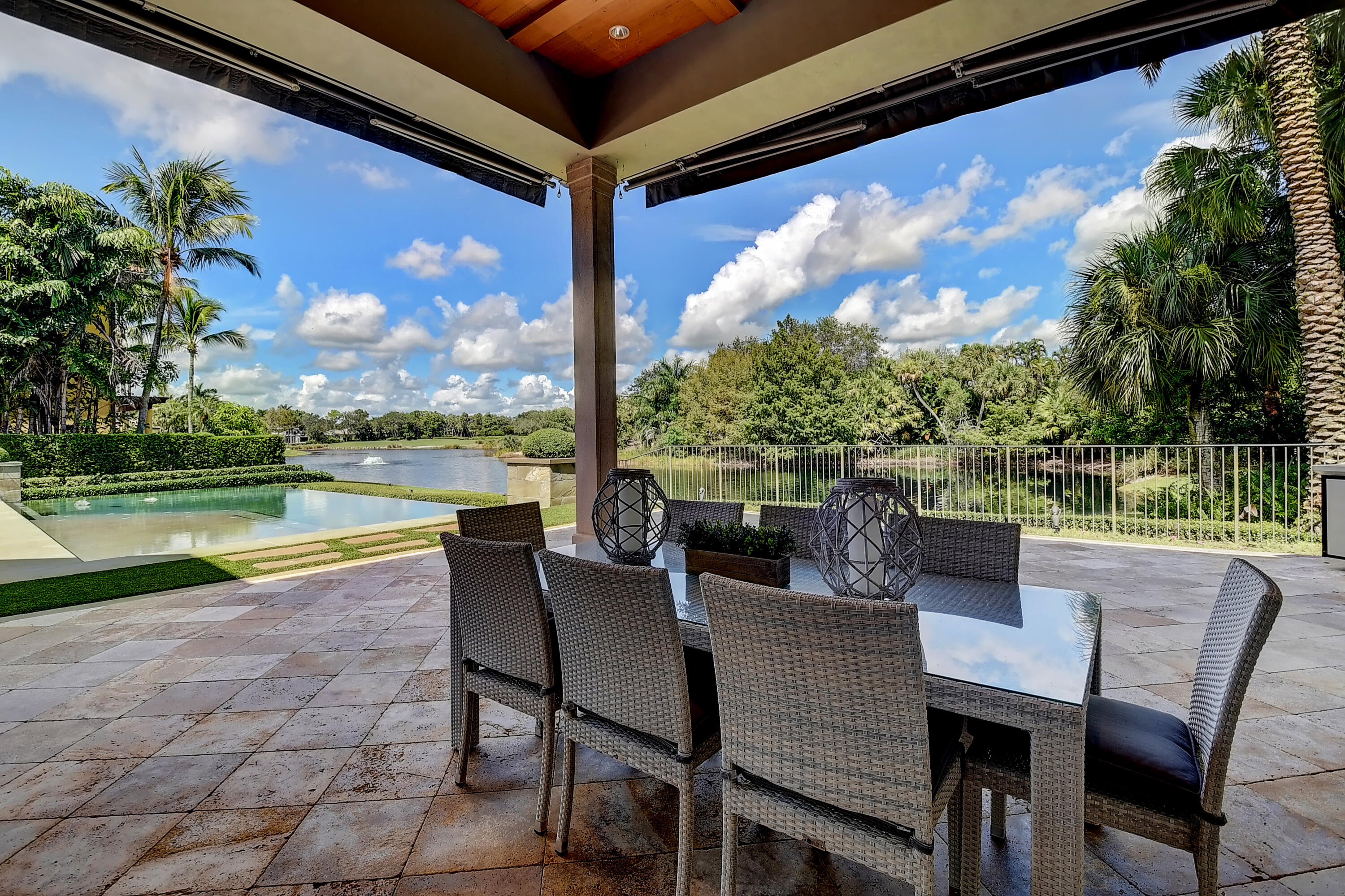 Isla Verde - Residential