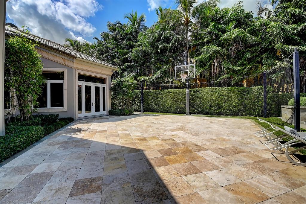 Isla Verde - Residential