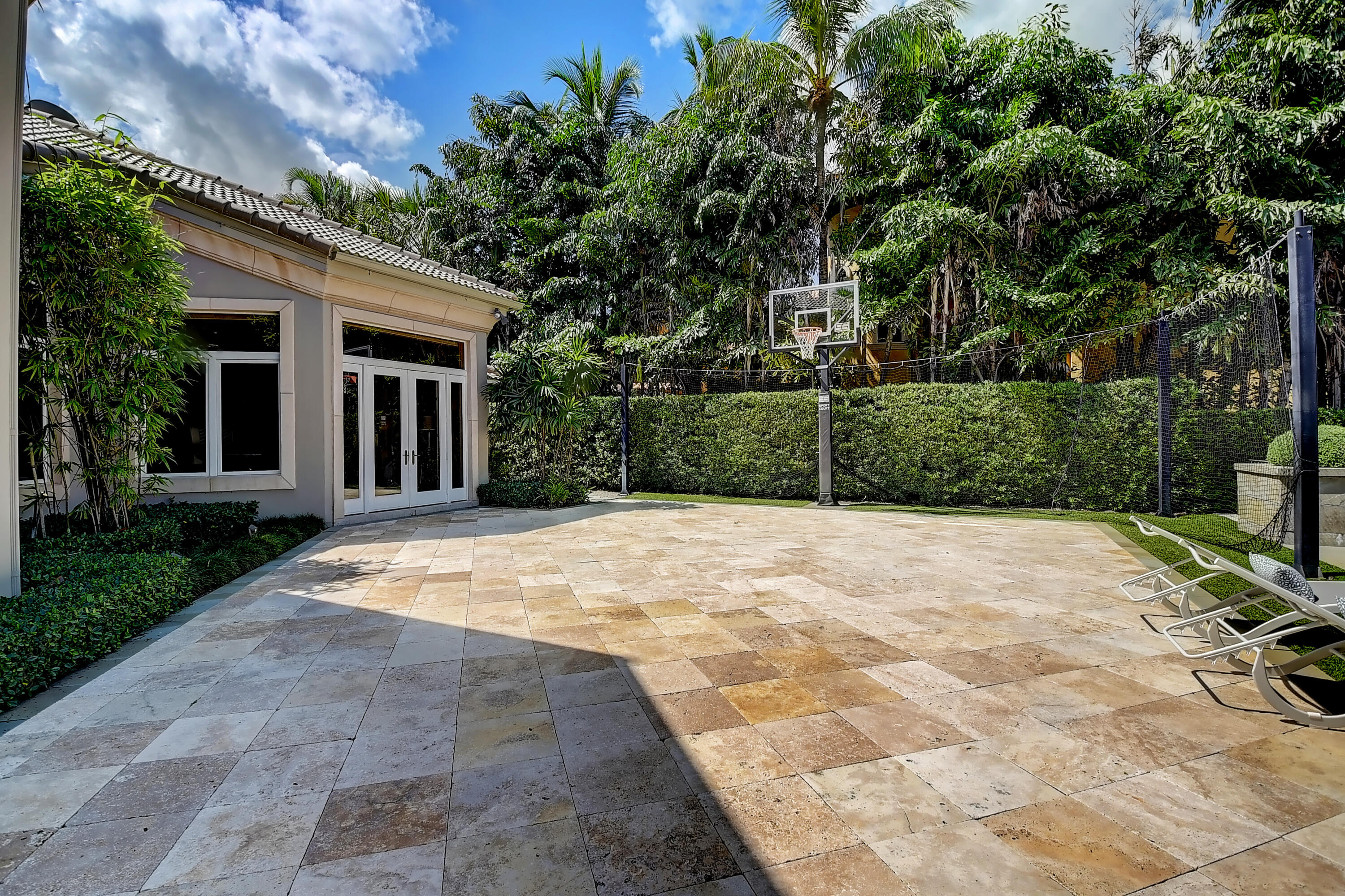 Isla Verde - Residential