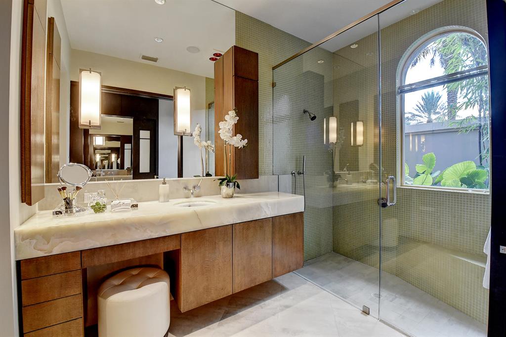 Isla Verde - Residential