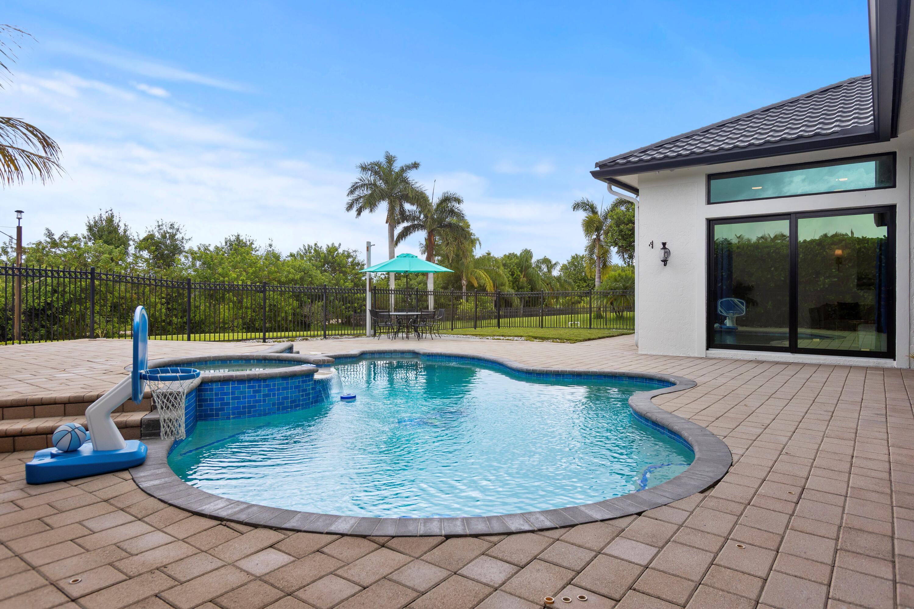 COBBLESTONE - Residential