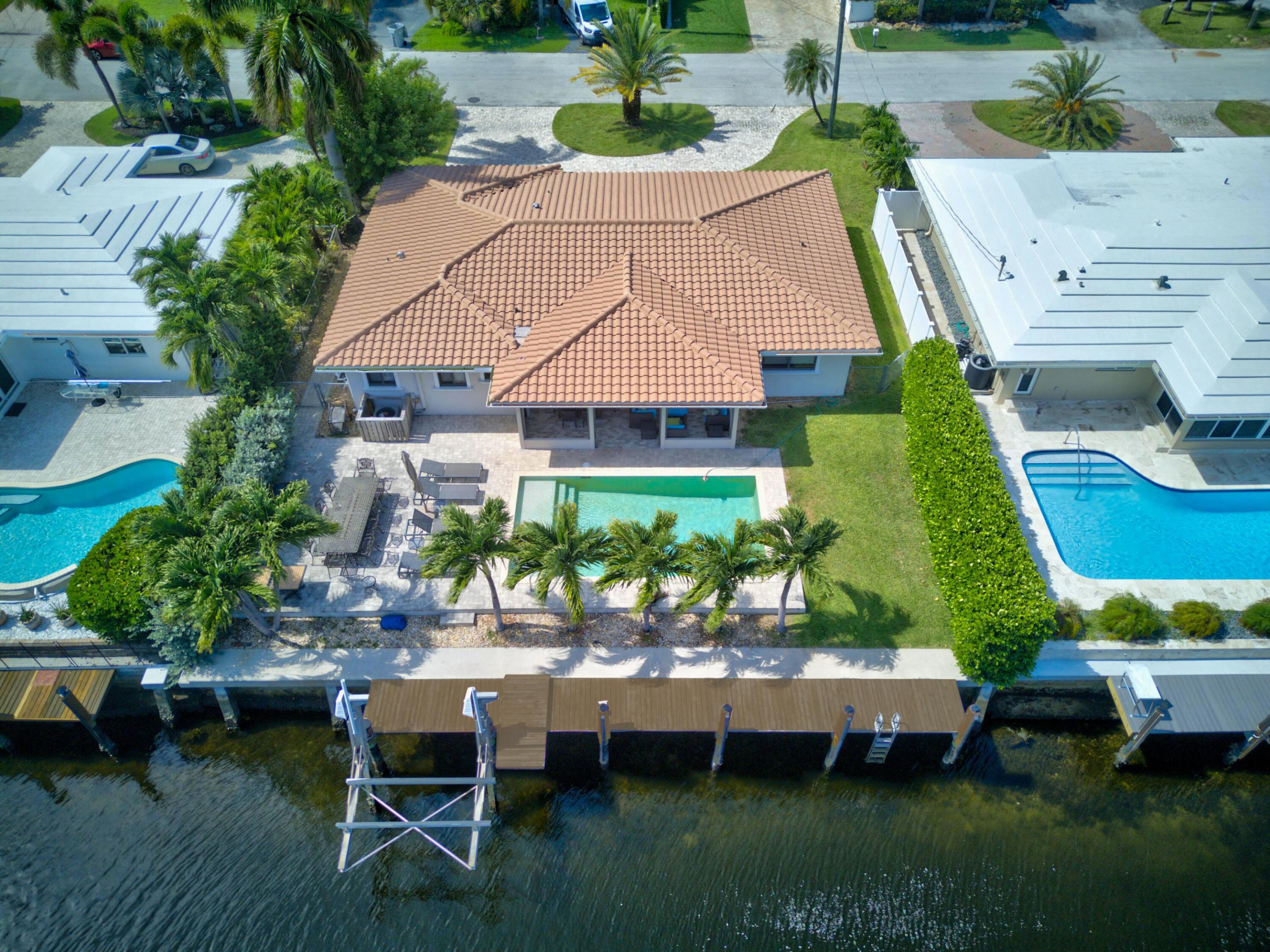2542 SE 10th Street